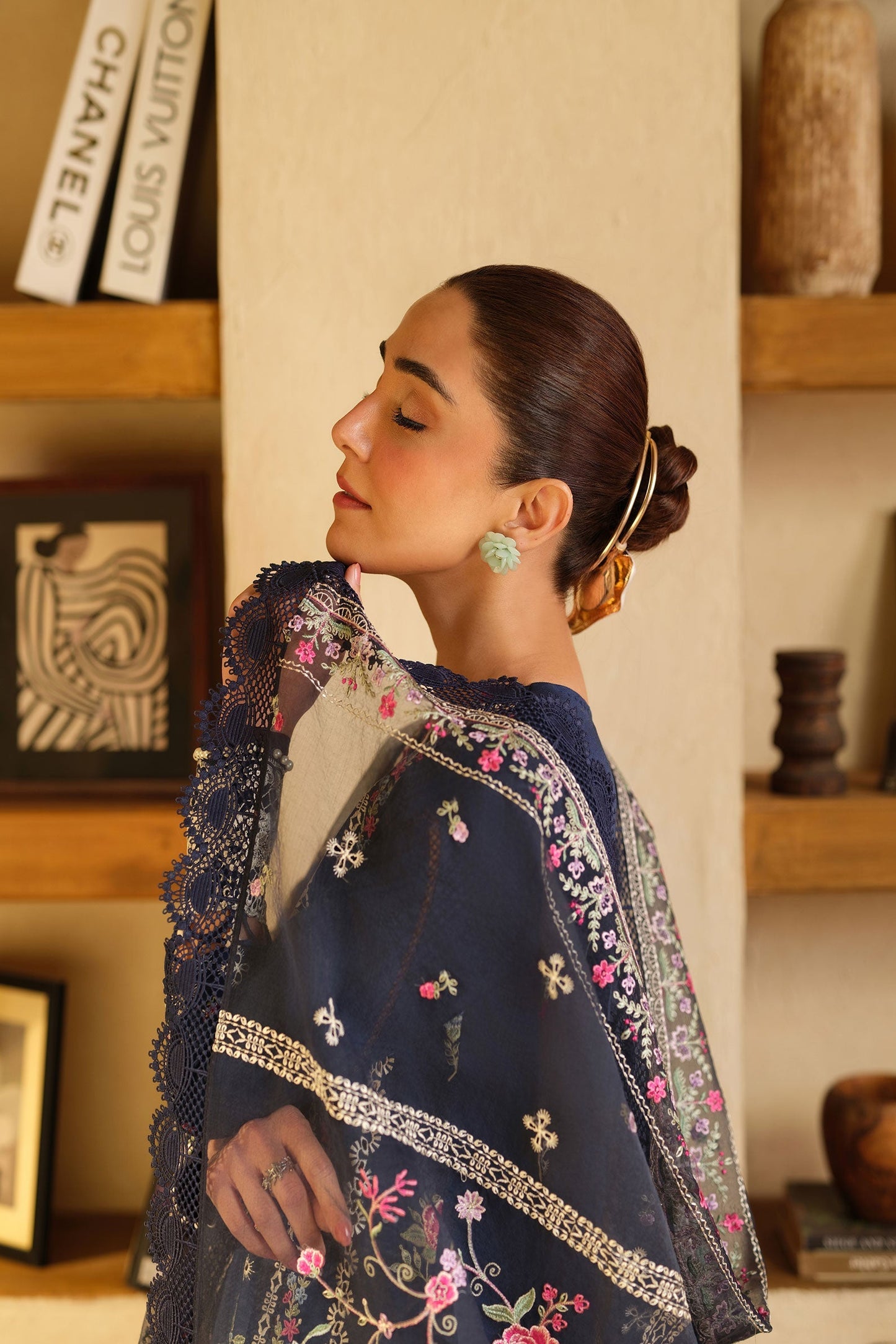 Maryam Hussain | Luxury Lawn 25 | Twilight by Maria Faisal - Registered Vendor of : Maryam Hussain - type : Ladies Clothes - 100% original wedding dresses
