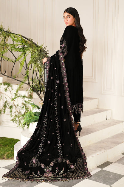 Raeesa Premium | Sheen Luxury Velvet | Noir - Ladies Clothes - Maria Faisal