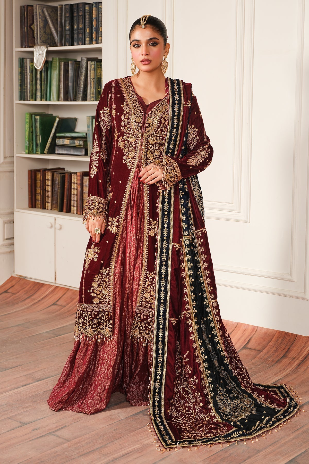 Raeesa Premium | Sheen Luxury Velvet | Sitara - Ladies Clothes - Maria Faisal