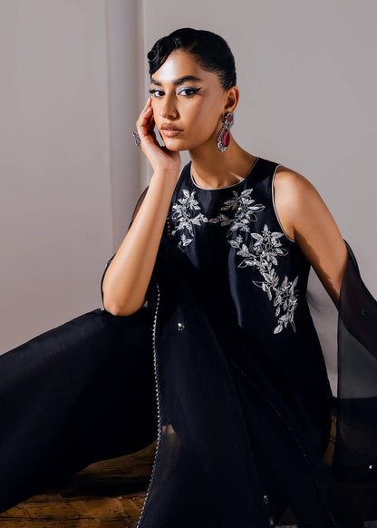 Mahum Asad | The Remix Edit | Rock by Maria Faisal - Registered Vendor of : Mahum Asad - type : Ladies Clothes - 100% original wedding dresses