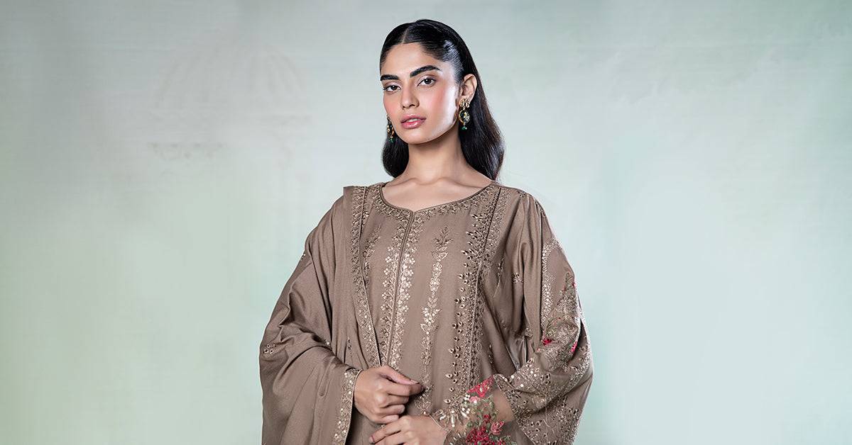 Maira B | Ready to Wear | DW-W24-65 by Maria Faisal - Registered Vendor of : Maria B - type : Wedding Dress - 100% original wedding dresses