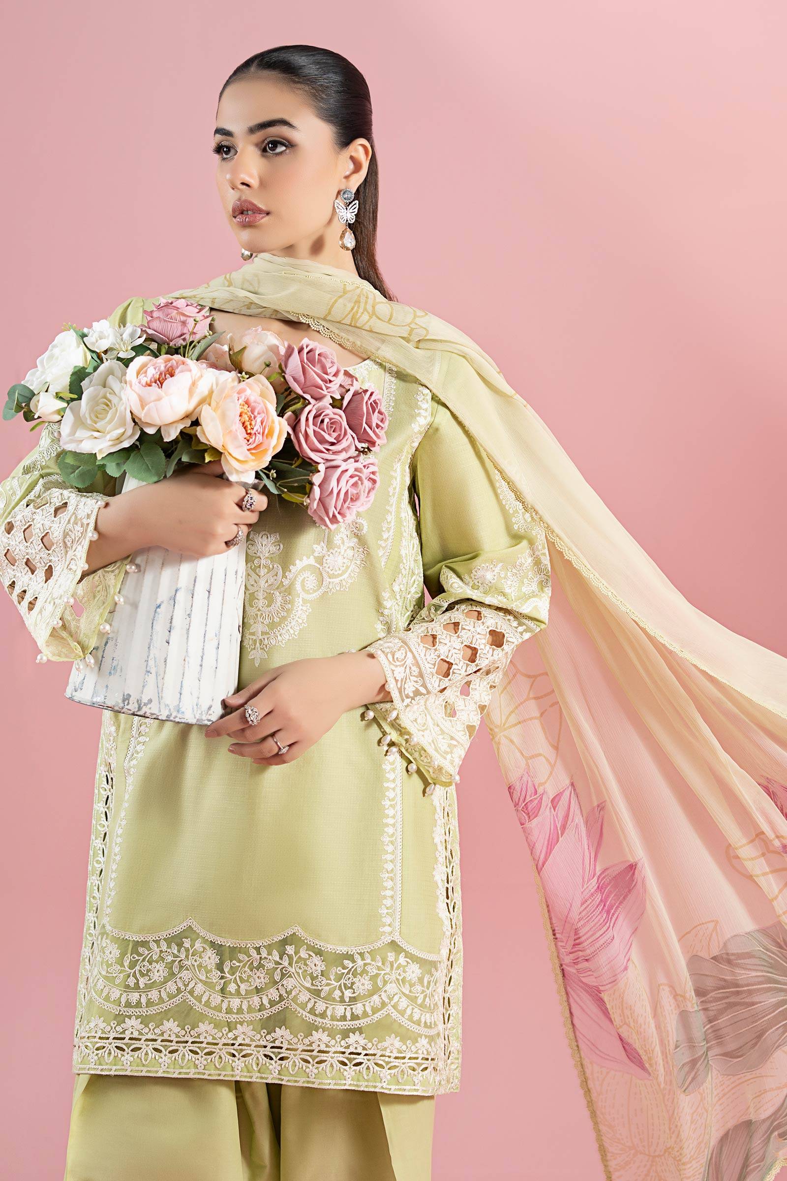 Maria B | Luxury Pret 25 | DW-EA25-66 by Maria Faisal - Registered Vendor of : Maria B - type : Ladies Clothes - 100% original wedding dresses