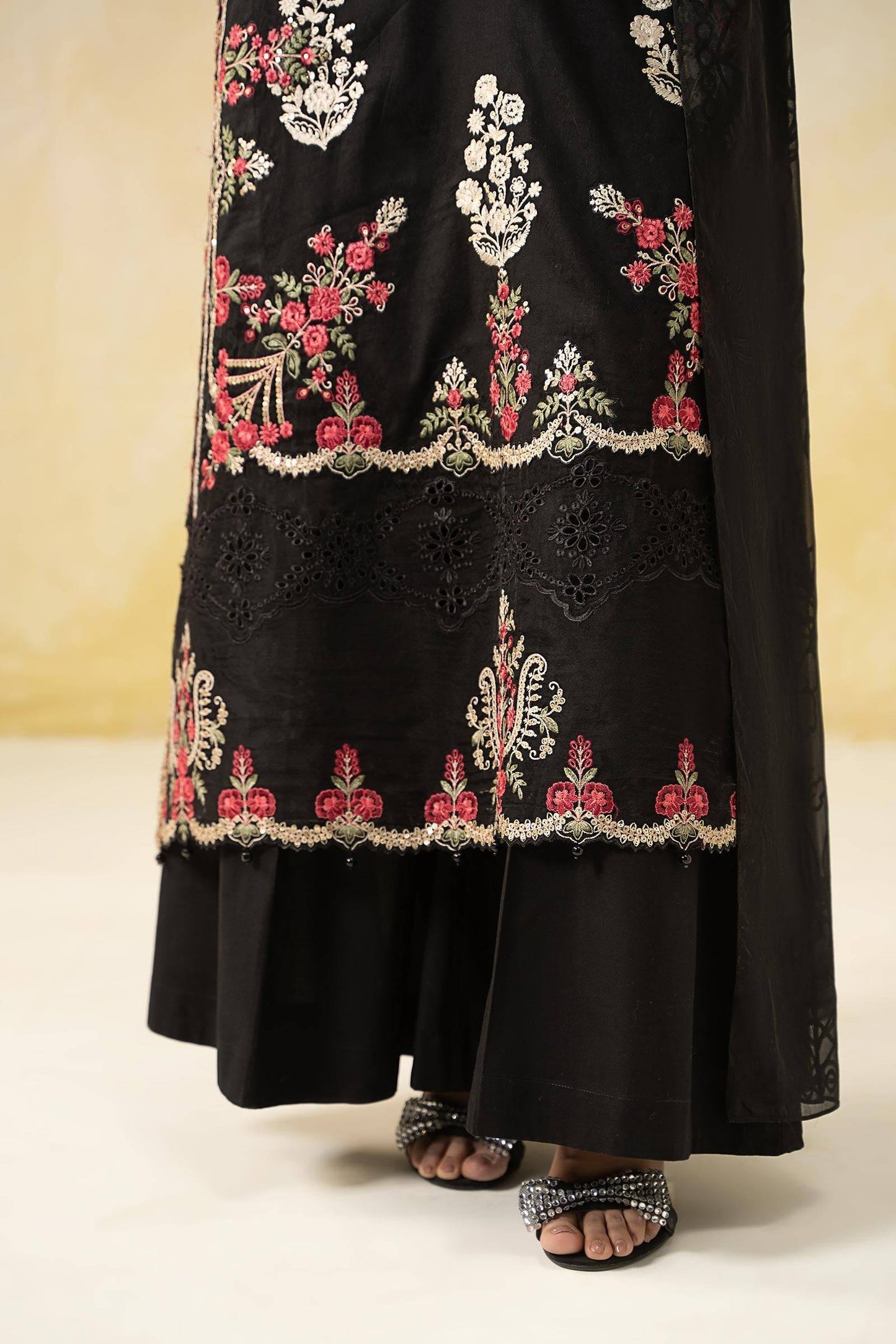 Maira B | Ready to Wear | DW-EF25-03 Black by Maria Faisal - Registered Vendor of : Maria B - type : Wedding Dress - 100% original wedding dresses