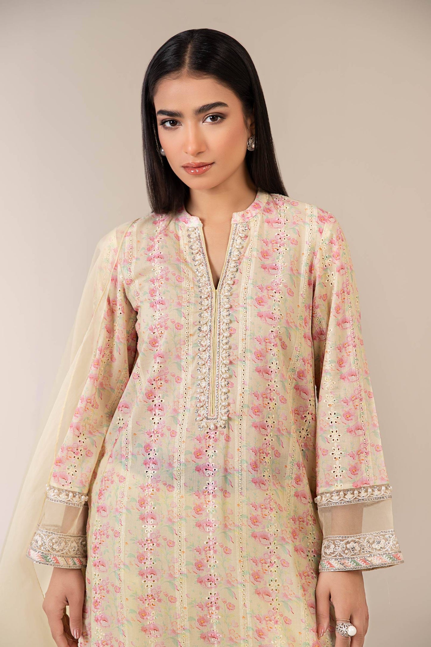 Maira B | Ready to Wear | DW-EF25-18 by Maria Faisal - Registered Vendor of : Maria B - type : Wedding Dress - 100% original wedding dresses