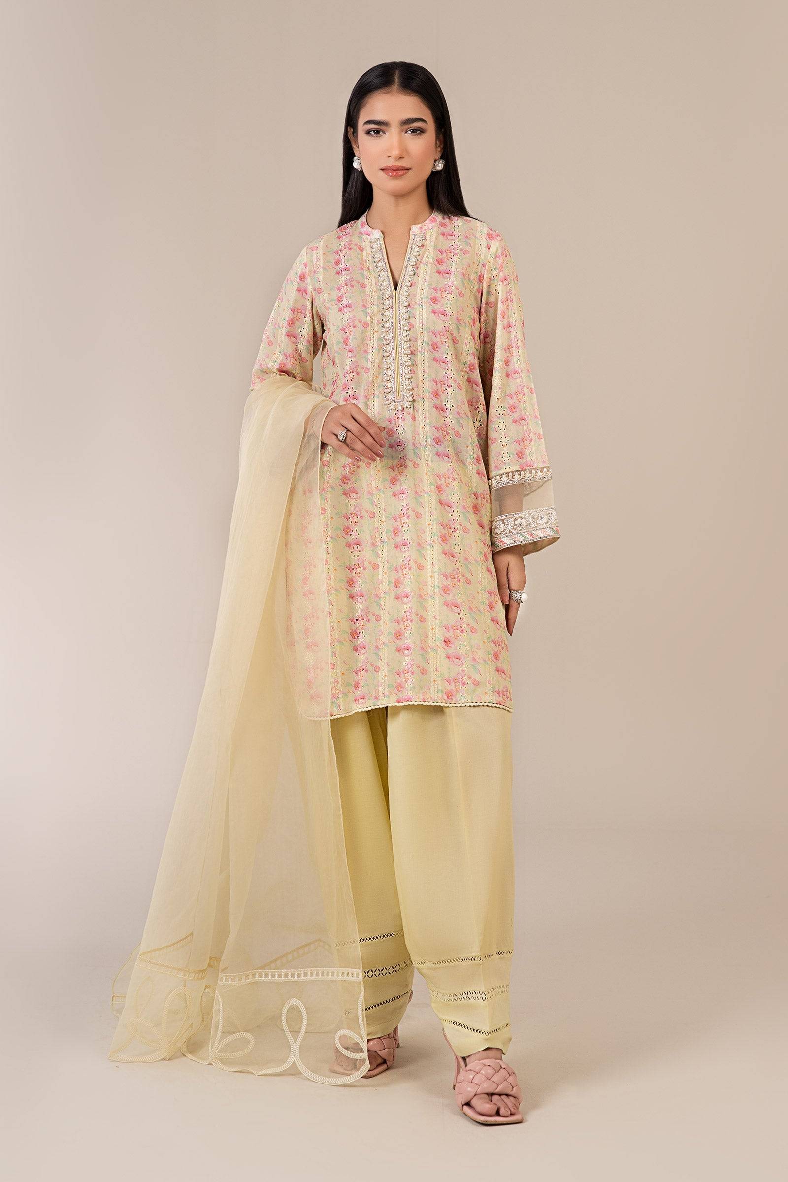 Maira B | Ready to Wear | DW-EF25-18 by Maria Faisal - Registered Vendor of : Maria B - type : Wedding Dress - 100% original wedding dresses
