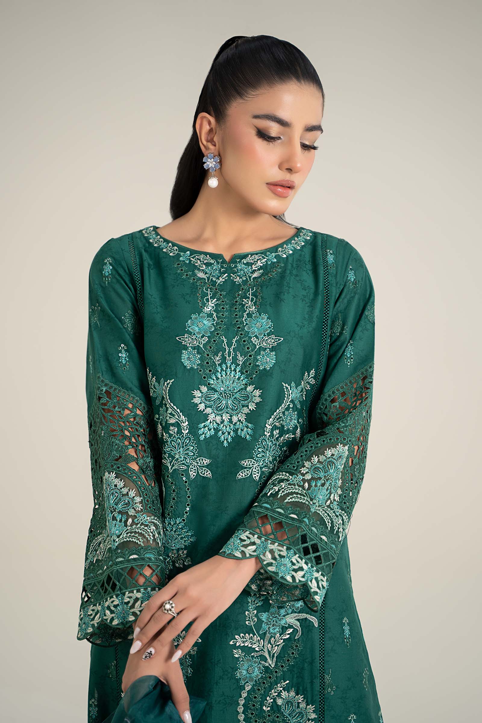 Maira B | Ready to Wear | DW-EF25-47 Green by Maria Faisal - Registered Vendor of : Maria B - type : Wedding Dress - 100% original wedding dresses