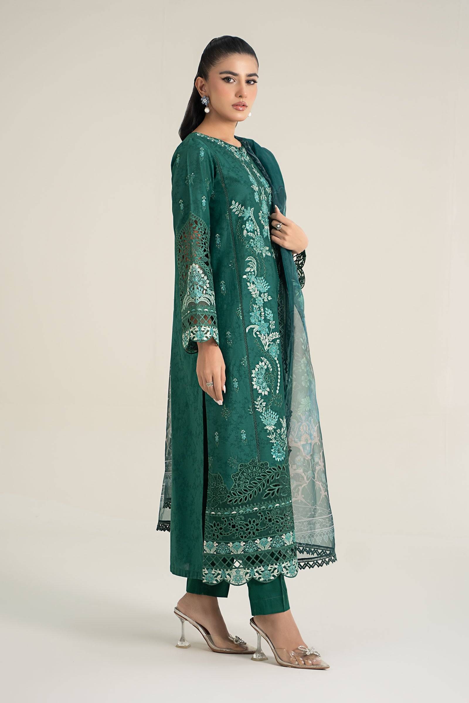 Maira B | Ready to Wear | DW-EF25-47 Green by Maria Faisal - Registered Vendor of : Maria B - type : Wedding Dress - 100% original wedding dresses