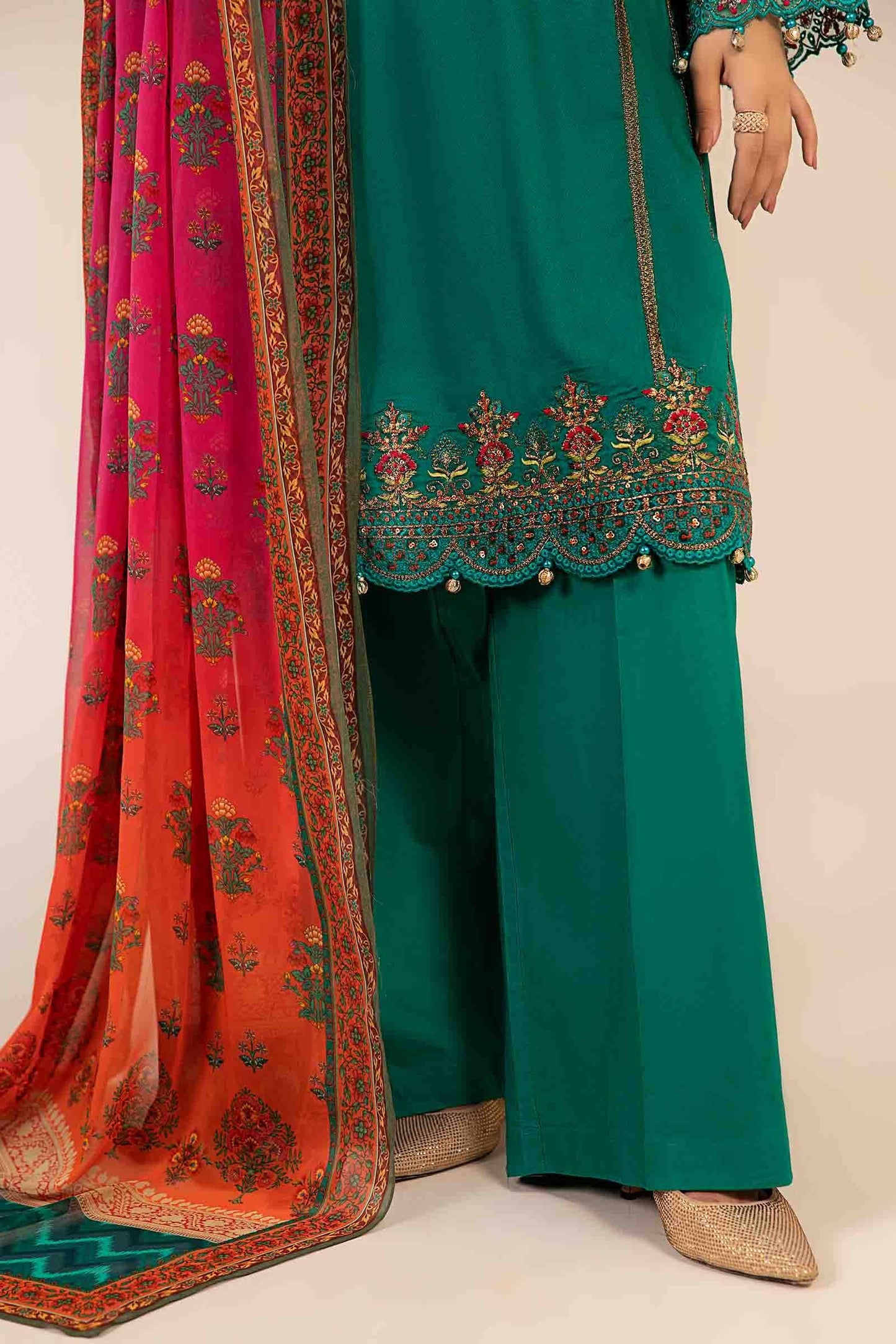 Maria B | Luxury Pret 25 | DW-EF25-06 by Maria Faisal - Registered Vendor of : Maria B - type : Ladies Clothes - 100% original wedding dresses