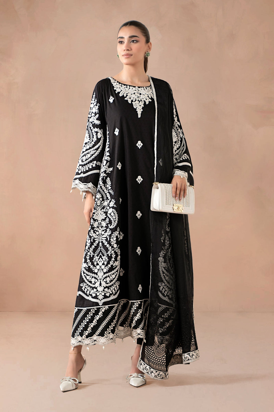 Maria B | Luxury Winter Pret 25 | DW-MN24-04R1-Black - Ladies Clothes - Maria Faisal