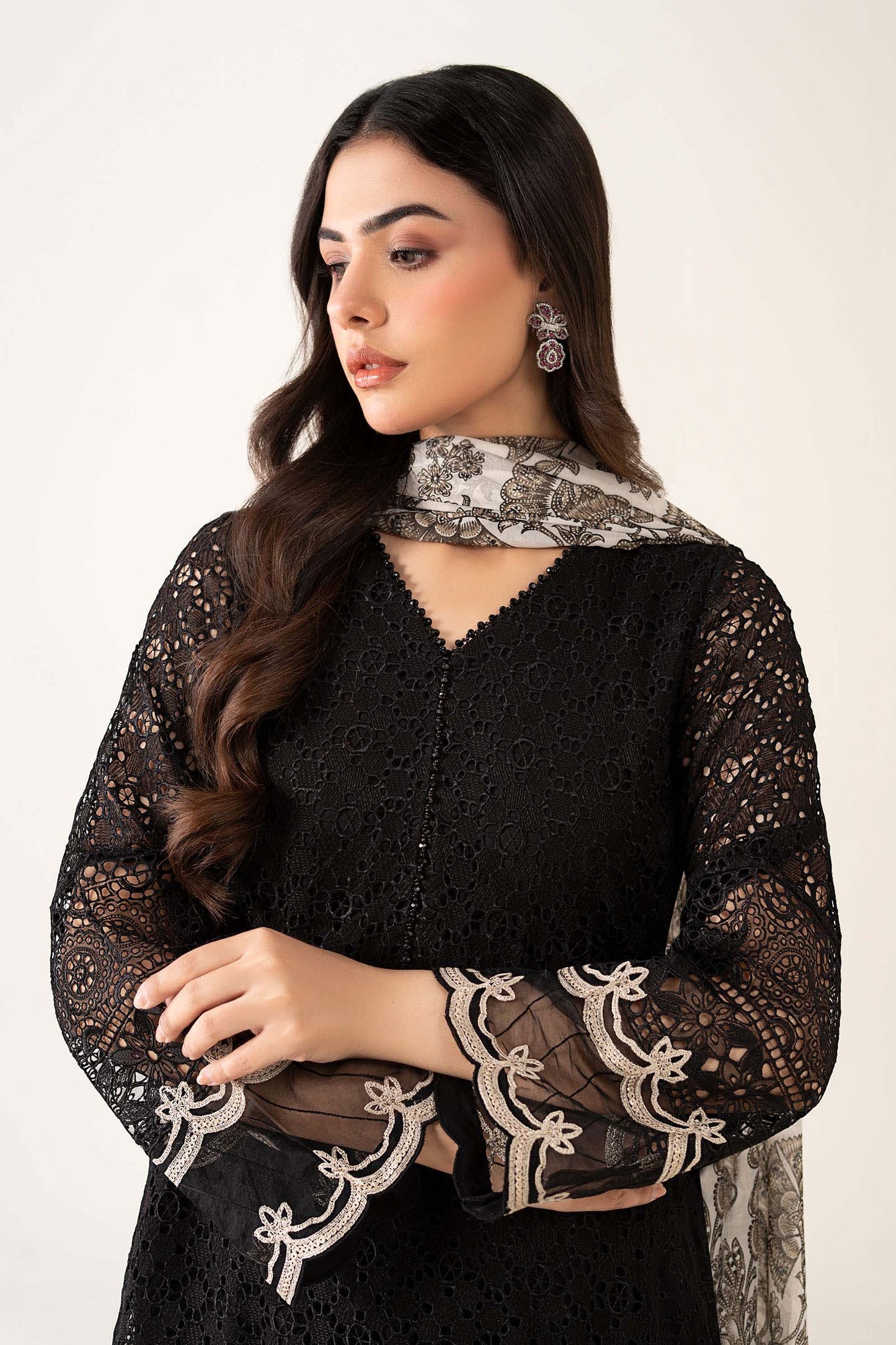 Maria B | Luxury Winter Pret 25 | DW-MN24-10R1-Black - Ladies Clothes - Maria Faisal