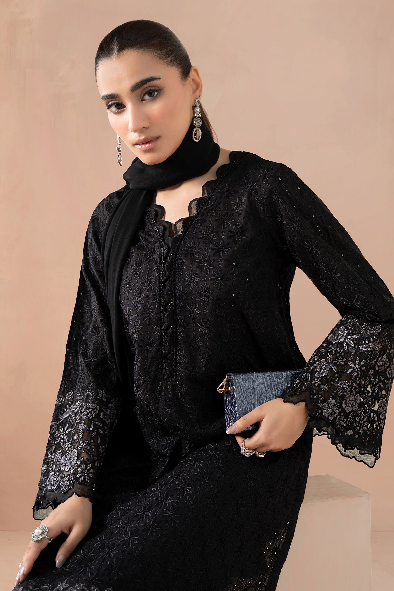 Maria B | Luxury Winter Pret 25 | DW-MN25-11-Black - Ladies Clothes - Maria Faisal