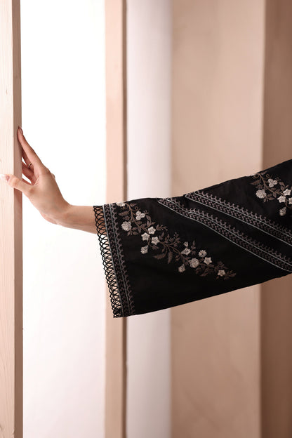 Maria B | Luxury Winter Pret 25 | DW-MN25-10-Black - Ladies Clothes - Maria Faisal