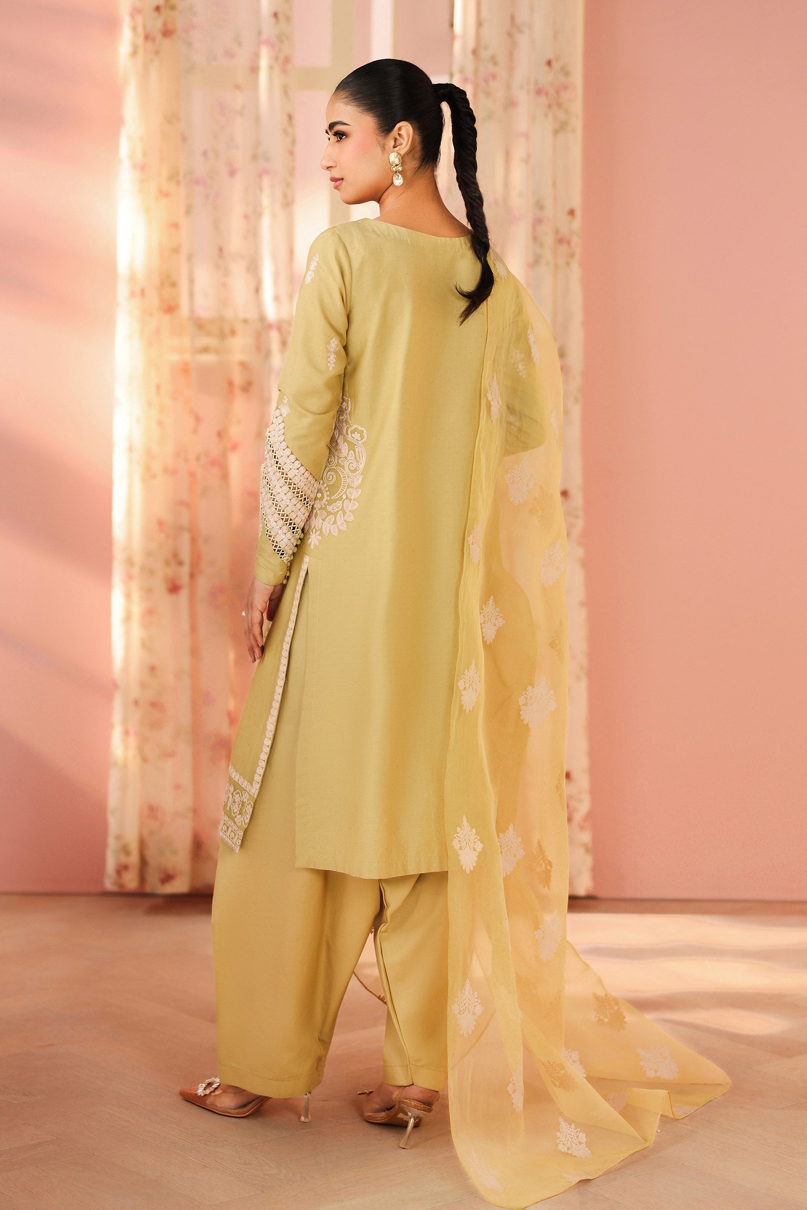 Maria B | Luxury Winter Pret 25 | DW-PF25-34-Light Green - Ladies Clothes - Maria Faisal