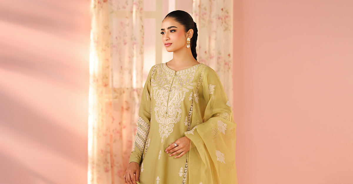 Maria B | Luxury Winter Pret 25 | DW-PF25-34-Light Green - Ladies Clothes - Maria Faisal
