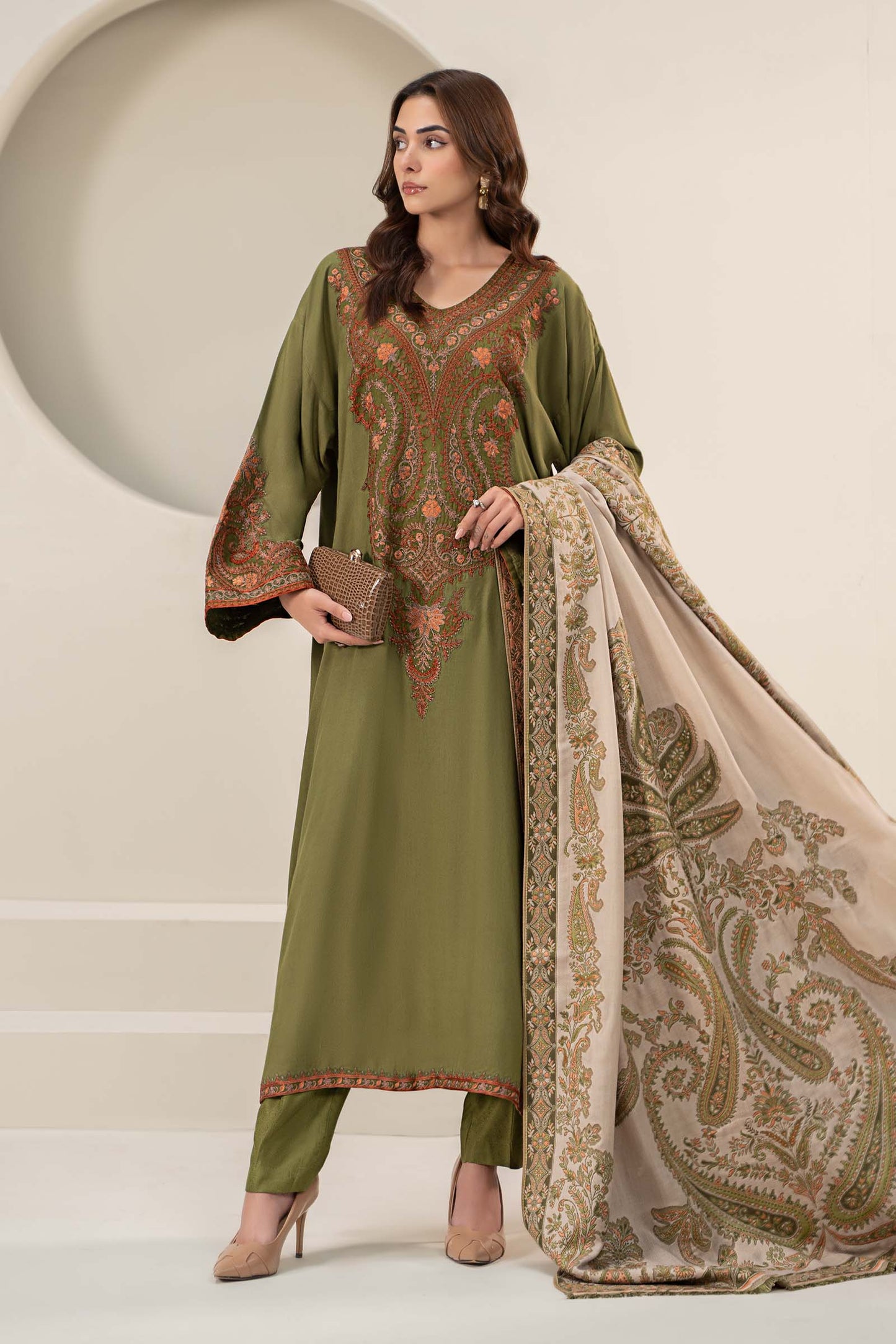 Maira B | Ready to Wear | DW-W24-100 by Maria Faisal - Registered Vendor of : Maria B - type : Wedding Dress - 100% original wedding dresses