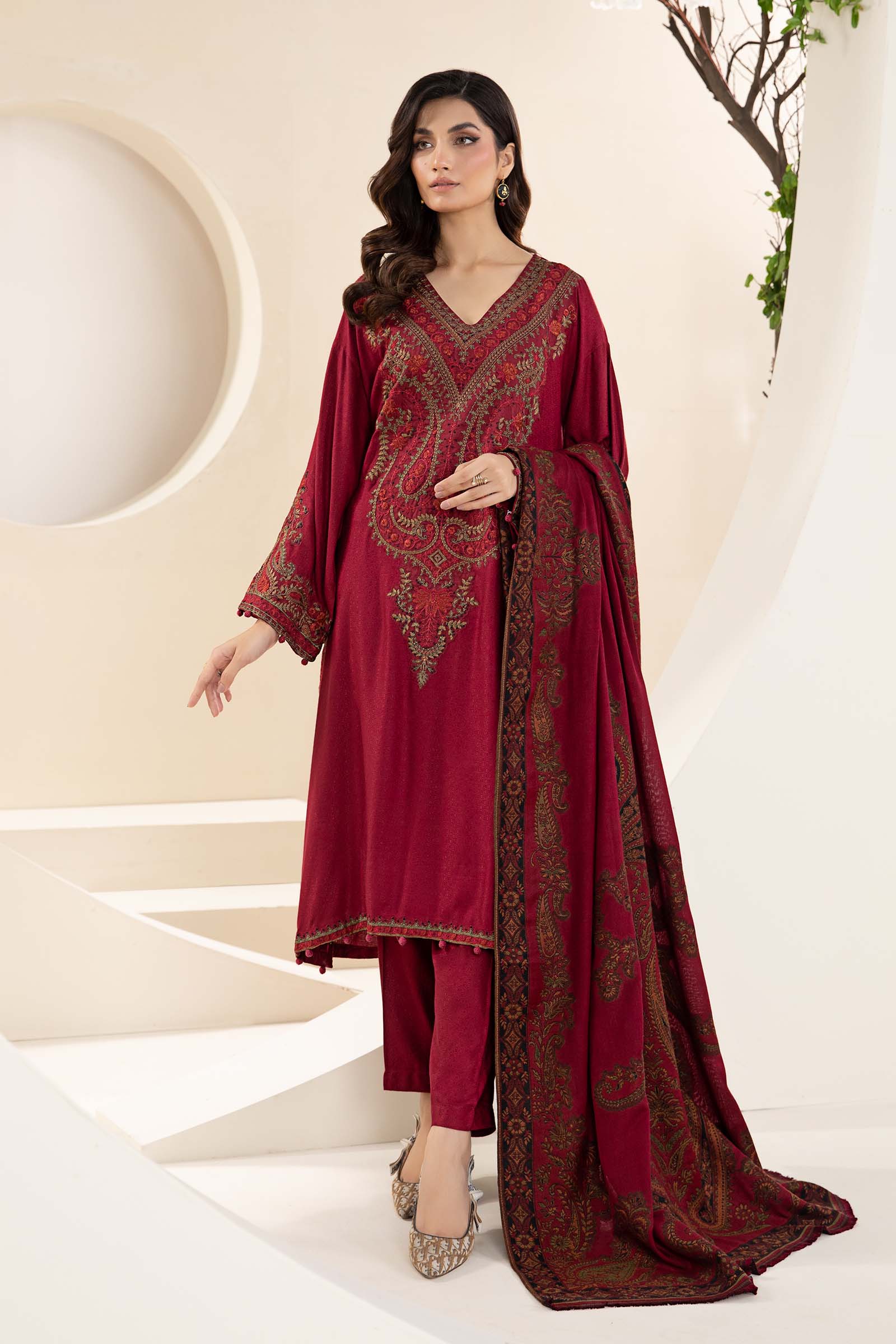 Maira B | Ready to Wear | DW-W24-100 by Maria Faisal - Registered Vendor of : Maria B - type : Wedding Dress - 100% original wedding dresses