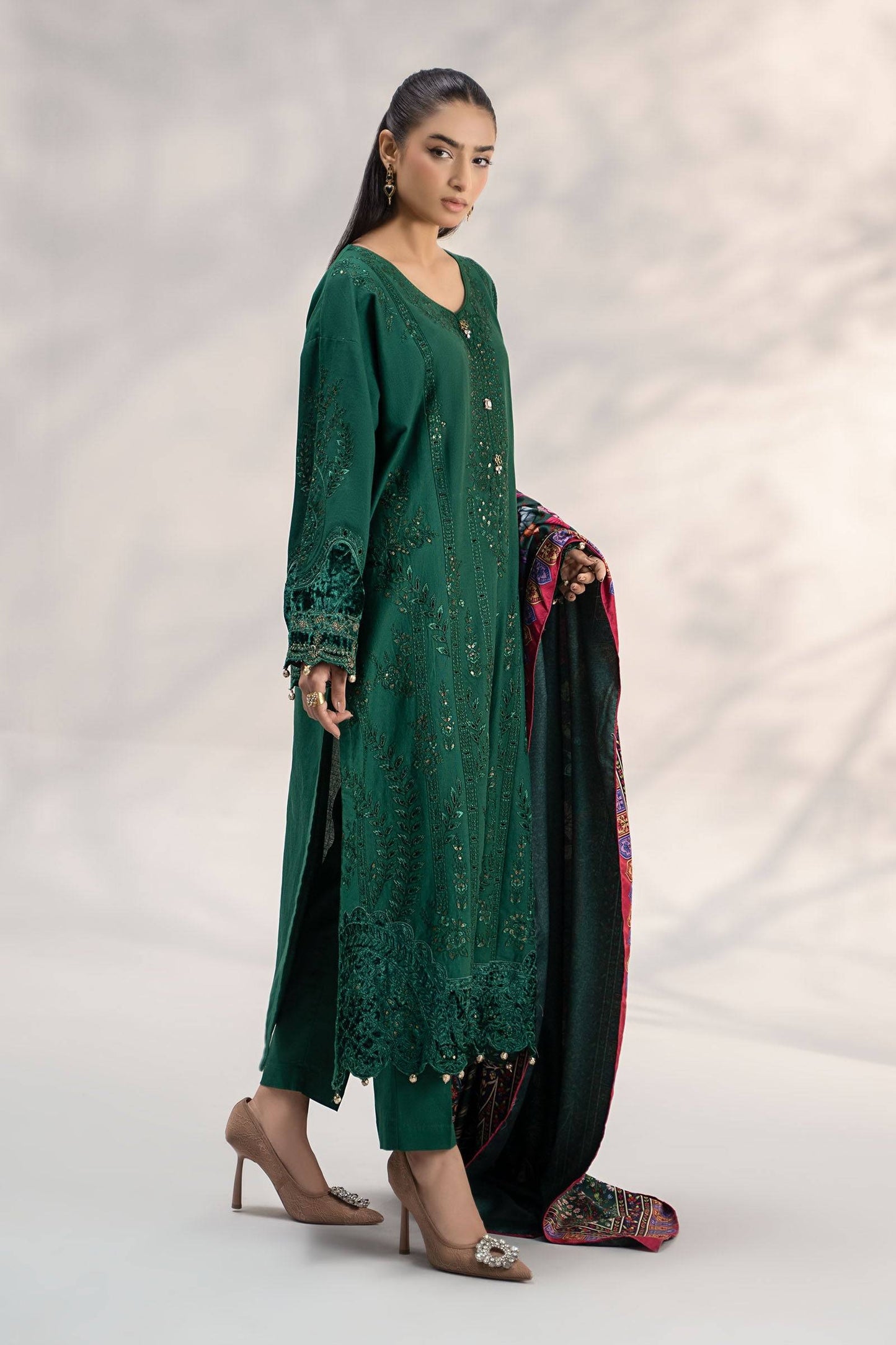 Maira B | Ready to Wear | DW-W24-104 by Maria Faisal - Registered Vendor of : Maria B - type : Wedding Dress - 100% original wedding dresses