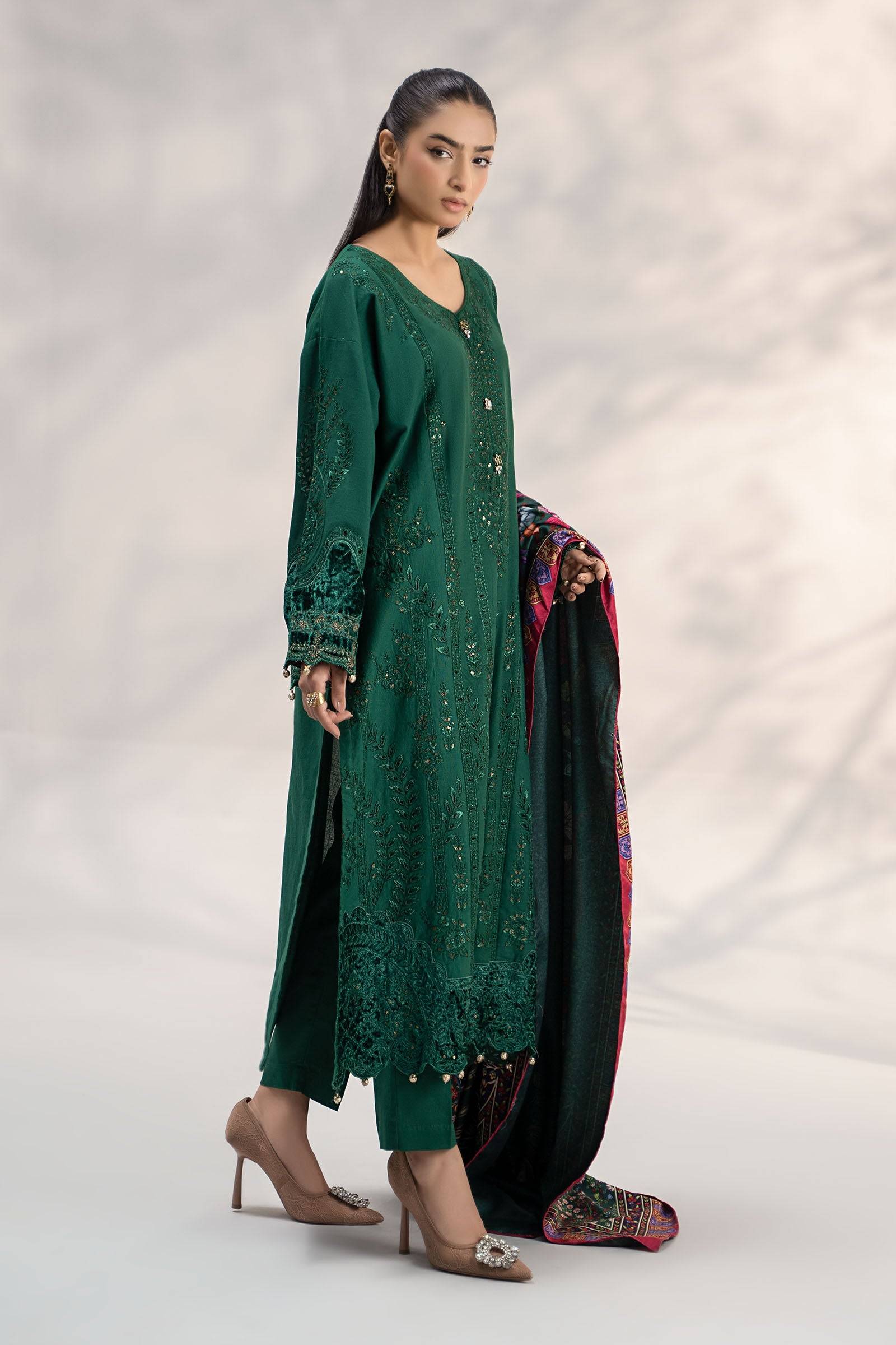 Maira B | Ready to Wear | DW-W24-104 by Maria Faisal - Registered Vendor of : Maria B - type : Wedding Dress - 100% original wedding dresses