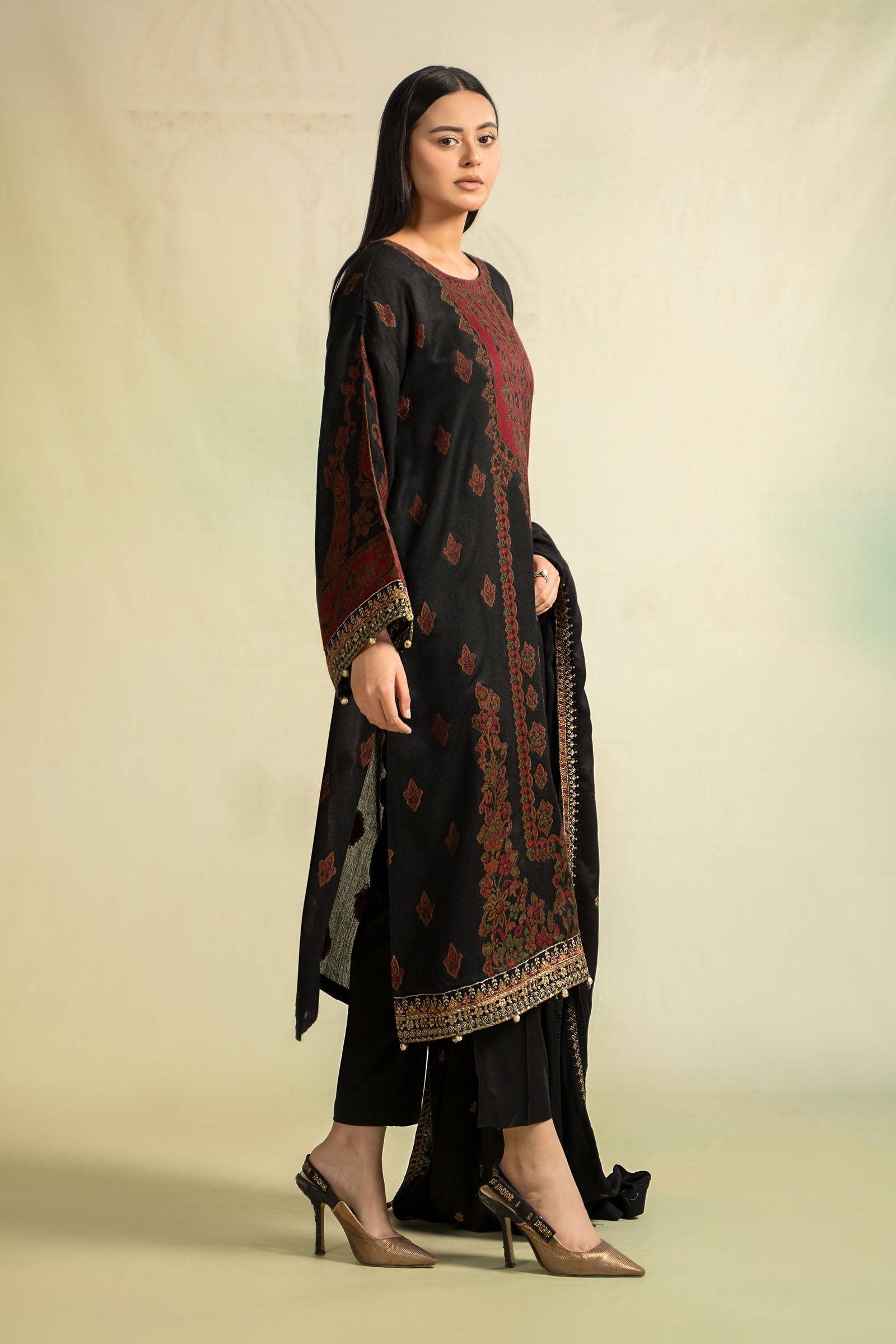 Maira B | Ready to Wear | DW-W24-107 by Maria Faisal - Registered Vendor of : Maria B - type : Wedding Dress - 100% original wedding dresses