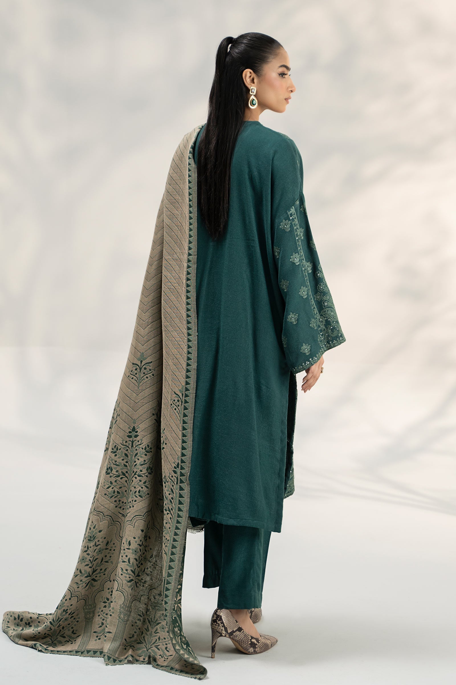Maira B | Ready to Wear | DW-W24-14 by Maria Faisal - Registered Vendor of : Maria B - type : Wedding Dress - 100% original wedding dresses