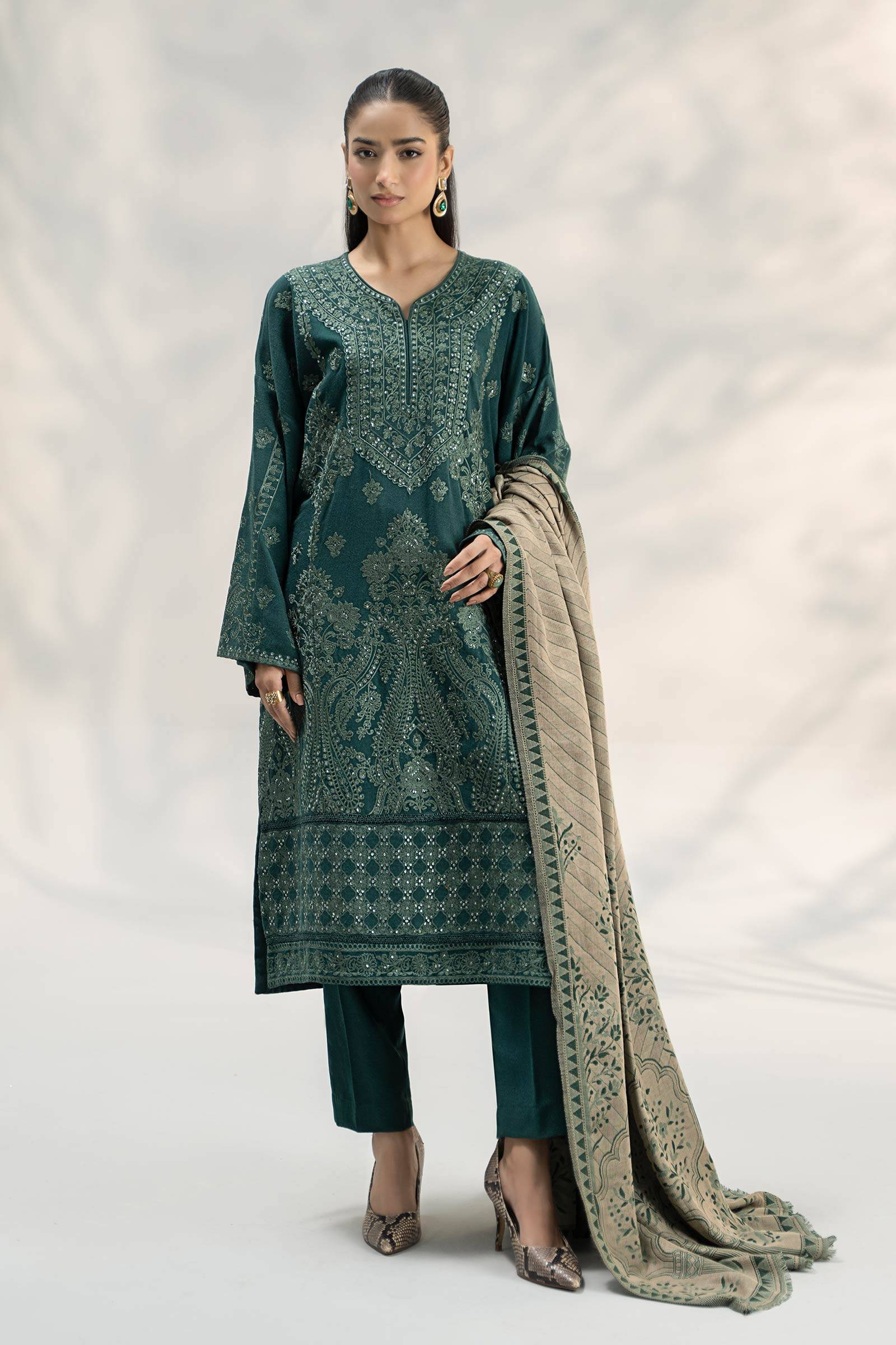 Maira B | Ready to Wear | DW-W24-14 by Maria Faisal - Registered Vendor of : Maria B - type : Wedding Dress - 100% original wedding dresses