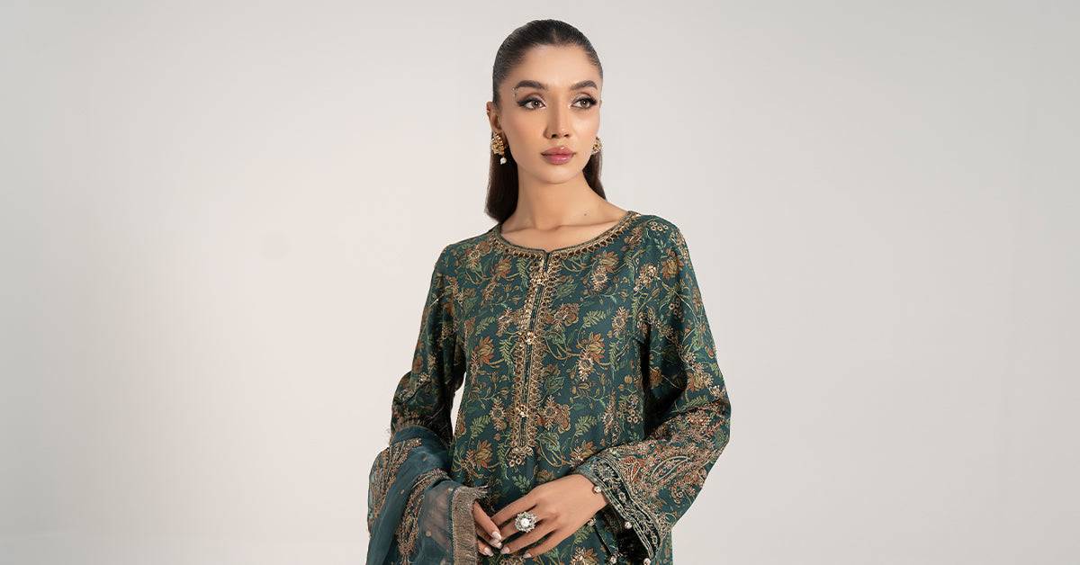 Maira B | Ready to Wear | DW-W24-153 by Maria Faisal - Registered Vendor of : Maria B - type : Wedding Dress - 100% original wedding dresses