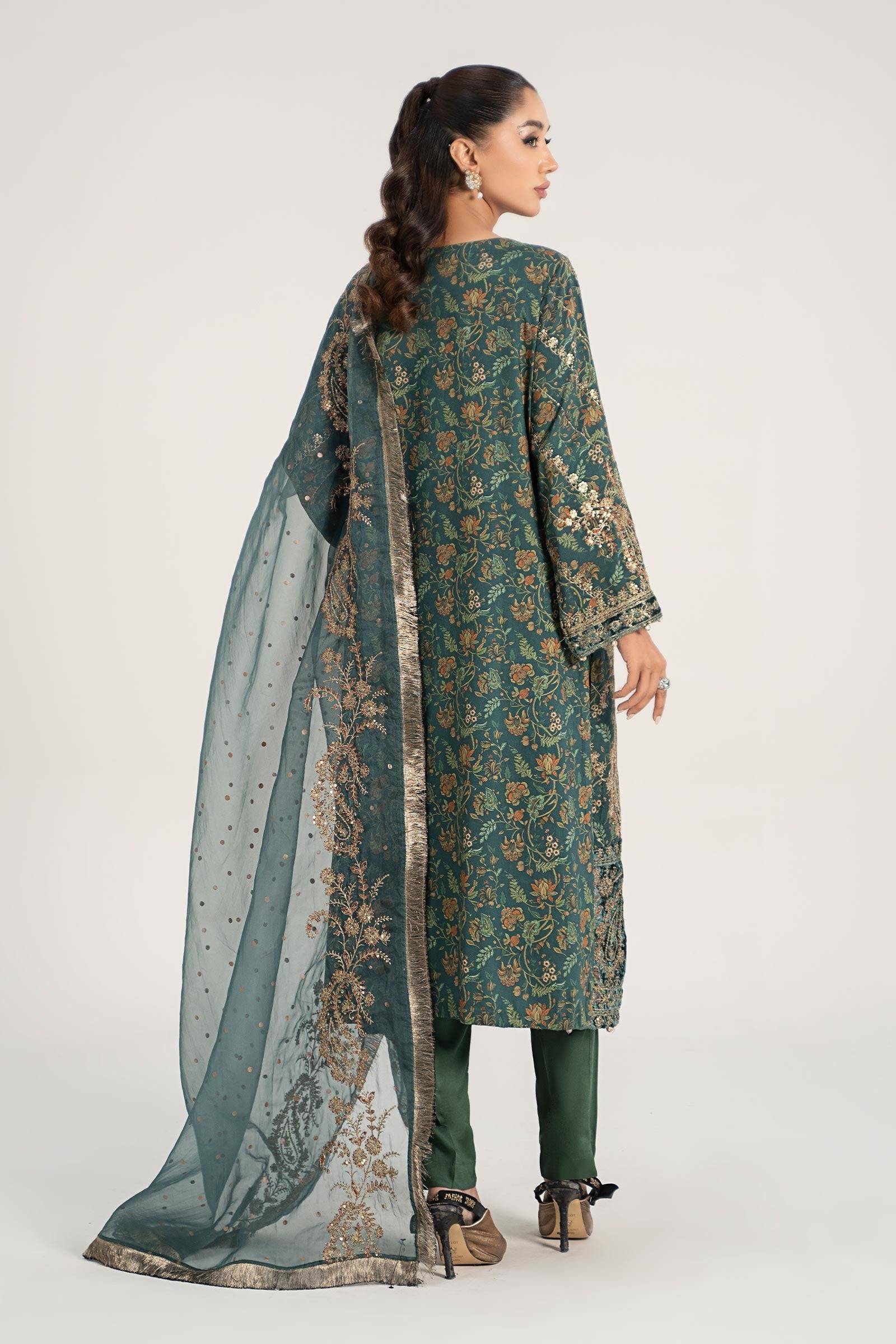 Maira B | Ready to Wear | DW-W24-153 by Maria Faisal - Registered Vendor of : Maria B - type : Wedding Dress - 100% original wedding dresses