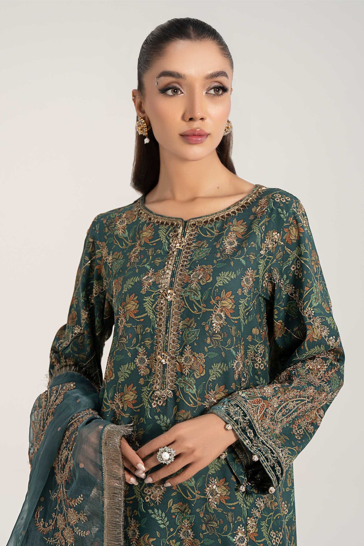 Maira B | Ready to Wear | DW-W24-153 by Maria Faisal - Registered Vendor of : Maria B - type : Wedding Dress - 100% original wedding dresses