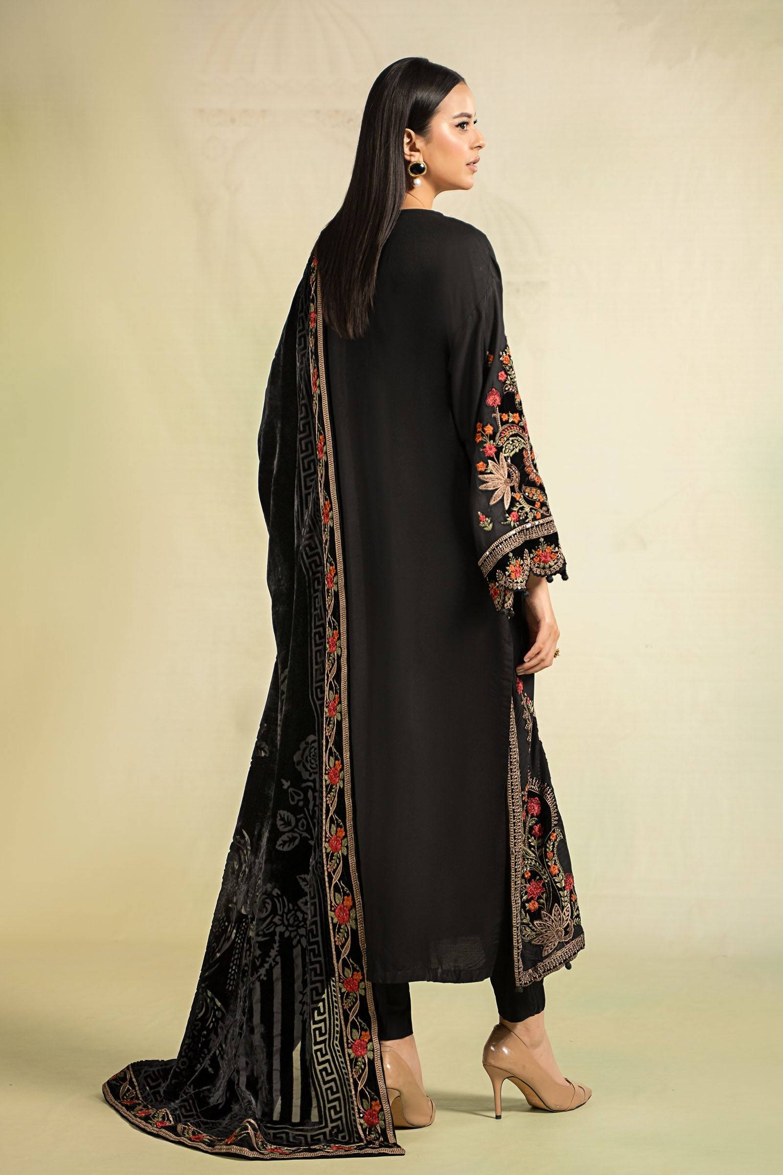 Maira B | Ready to Wear | DW-W24-16 by Maria Faisal - Registered Vendor of : Maria B - type : Wedding Dress - 100% original wedding dresses