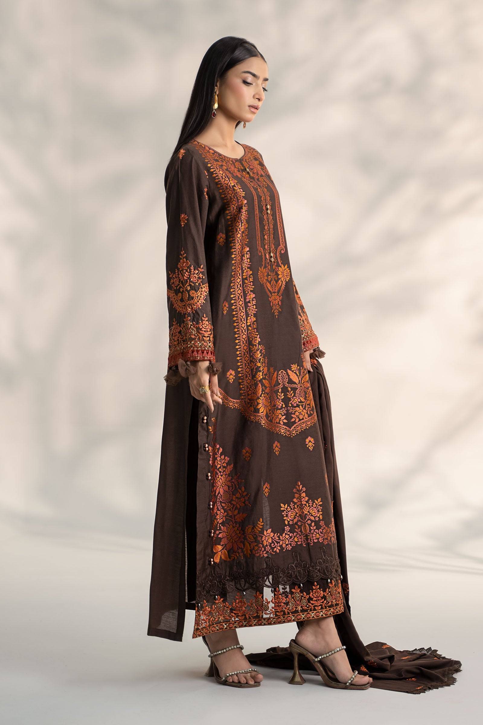 Maira B | Ready to Wear | DW-W24-21 by Maria Faisal - Registered Vendor of : Maria B - type : Wedding Dress - 100% original wedding dresses