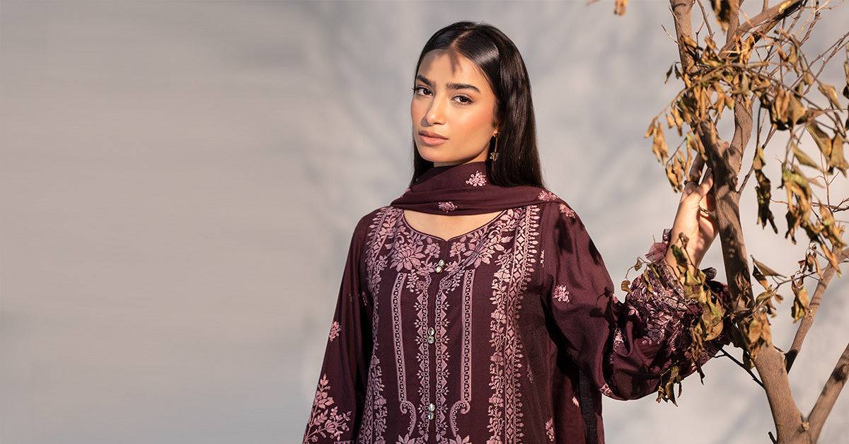 Maira B | Ready to Wear | DW-W24-21 by Maria Faisal - Registered Vendor of : Maria B - type : Wedding Dress - 100% original wedding dresses