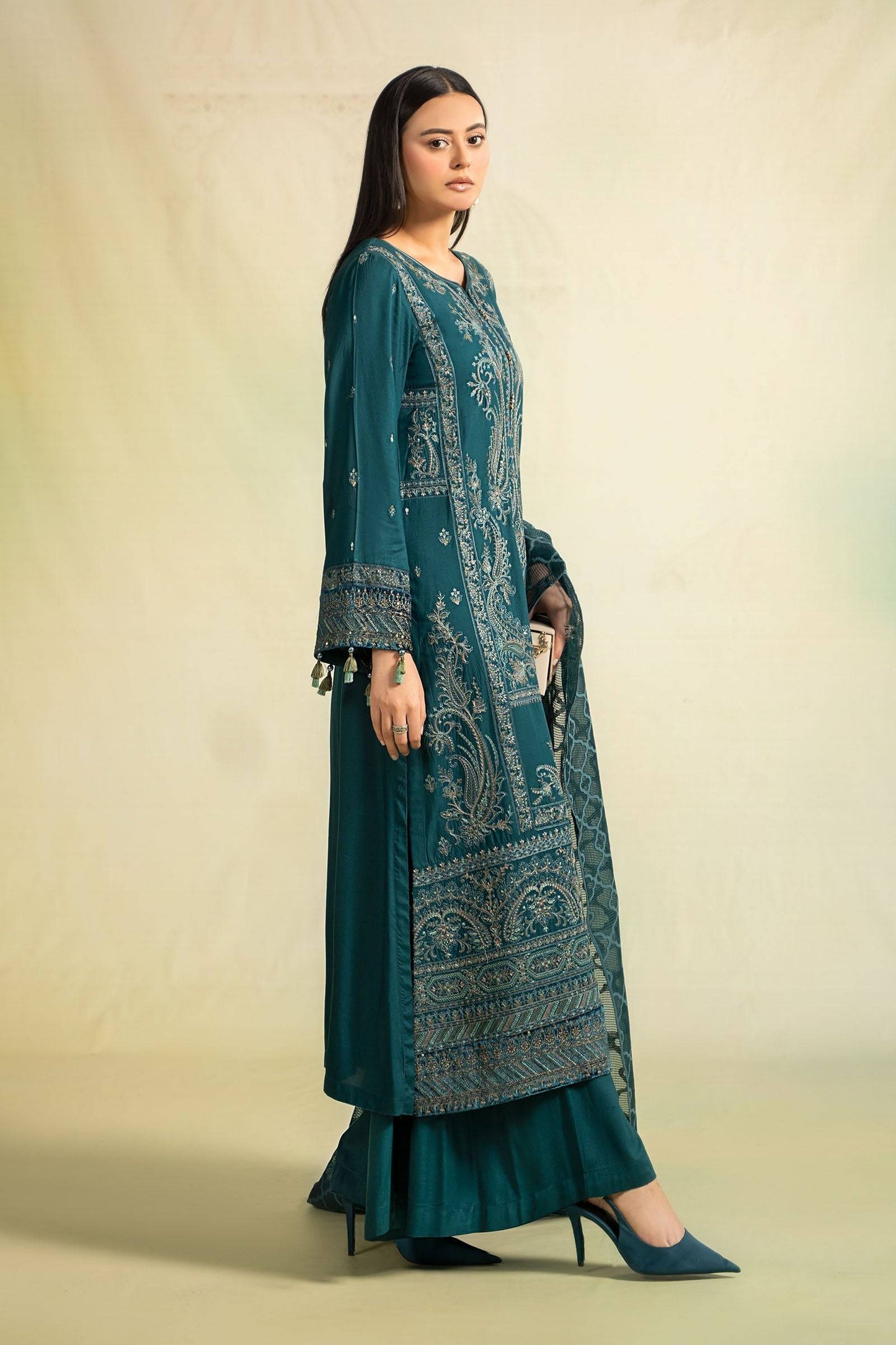 Maira B | Ready to Wear | DW-W24-22 by Maria Faisal - Registered Vendor of : Maria B - type : Wedding Dress - 100% original wedding dresses