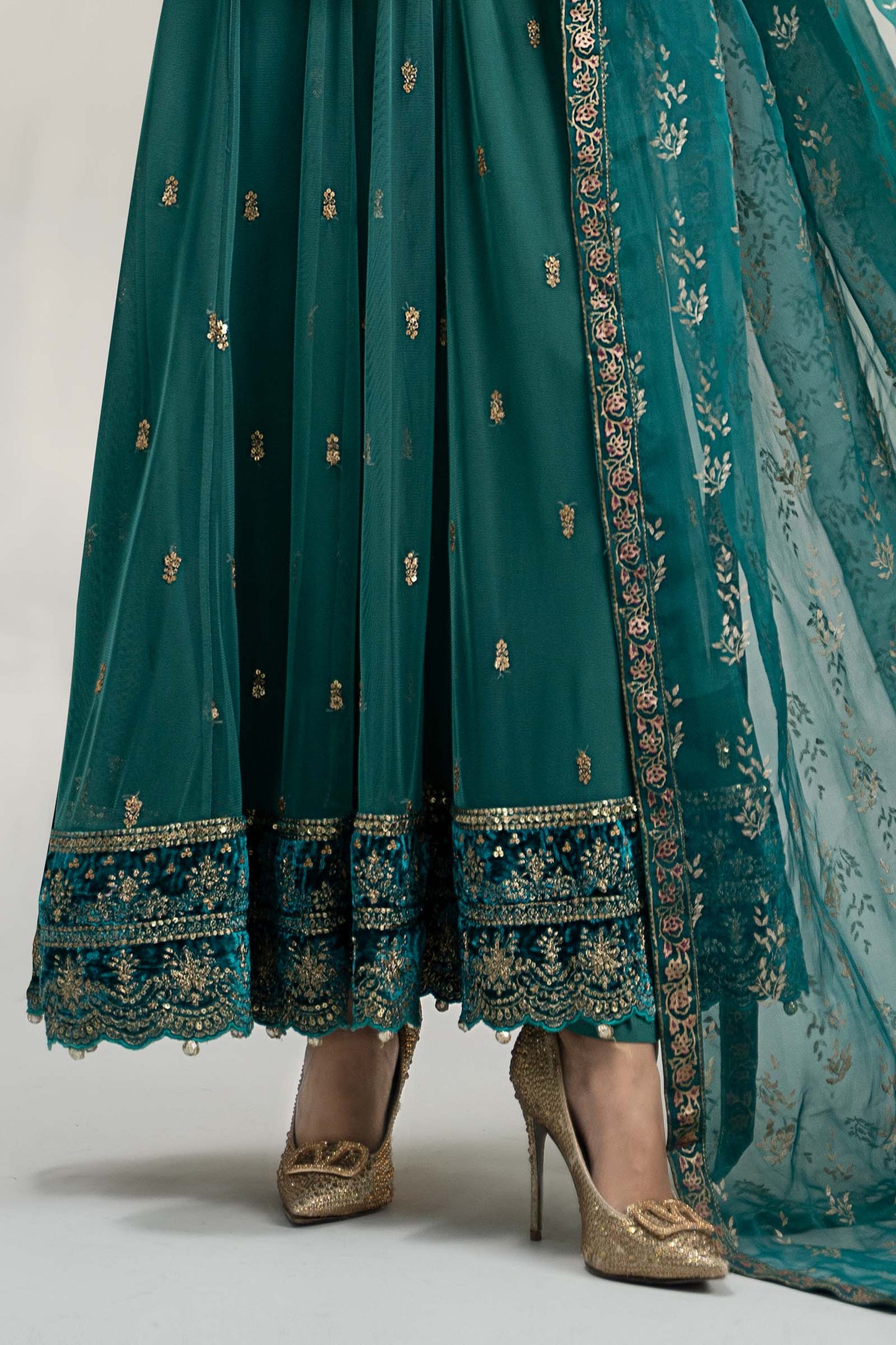 Maira B | Ready to Wear | DW-W24-66 by Maria Faisal - Registered Vendor of : Maria B - type : Wedding Dress - 100% original wedding dresses