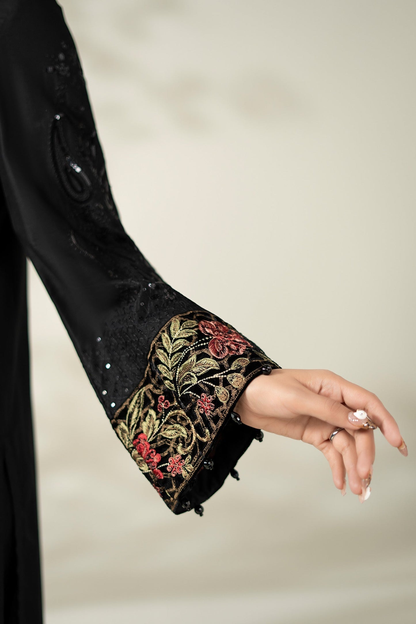 Maria B | Luxury Winter Pret 25 | DW-W25-20-Black - Ladies Clothes - Maria Faisal