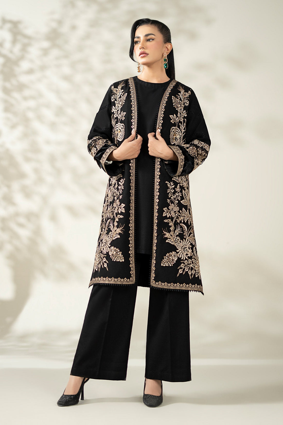 Maria B | Luxury Winter Pret 25 | DW-W25-43-Black - Ladies Clothes - Maria Faisal