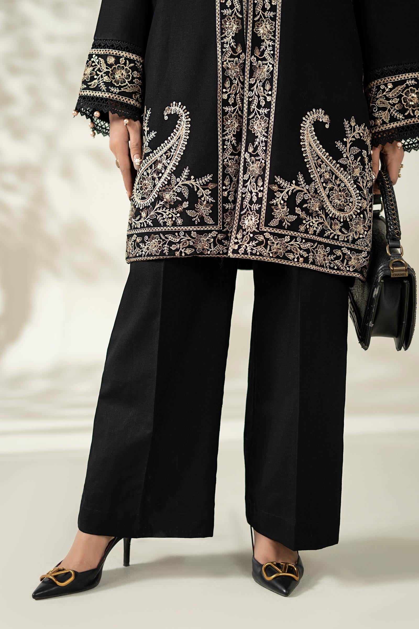 Maria B | Luxury Winter Pret 25 | DW-W25-49-Black - Ladies Clothes - Maria Faisal