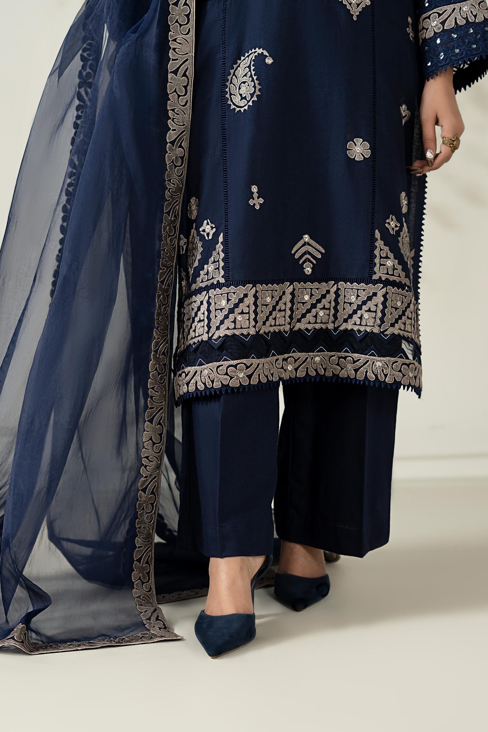 Maria B | Luxury Winter Pret 25 | DW-W25-54-Blue - Ladies Clothes - Maria Faisal