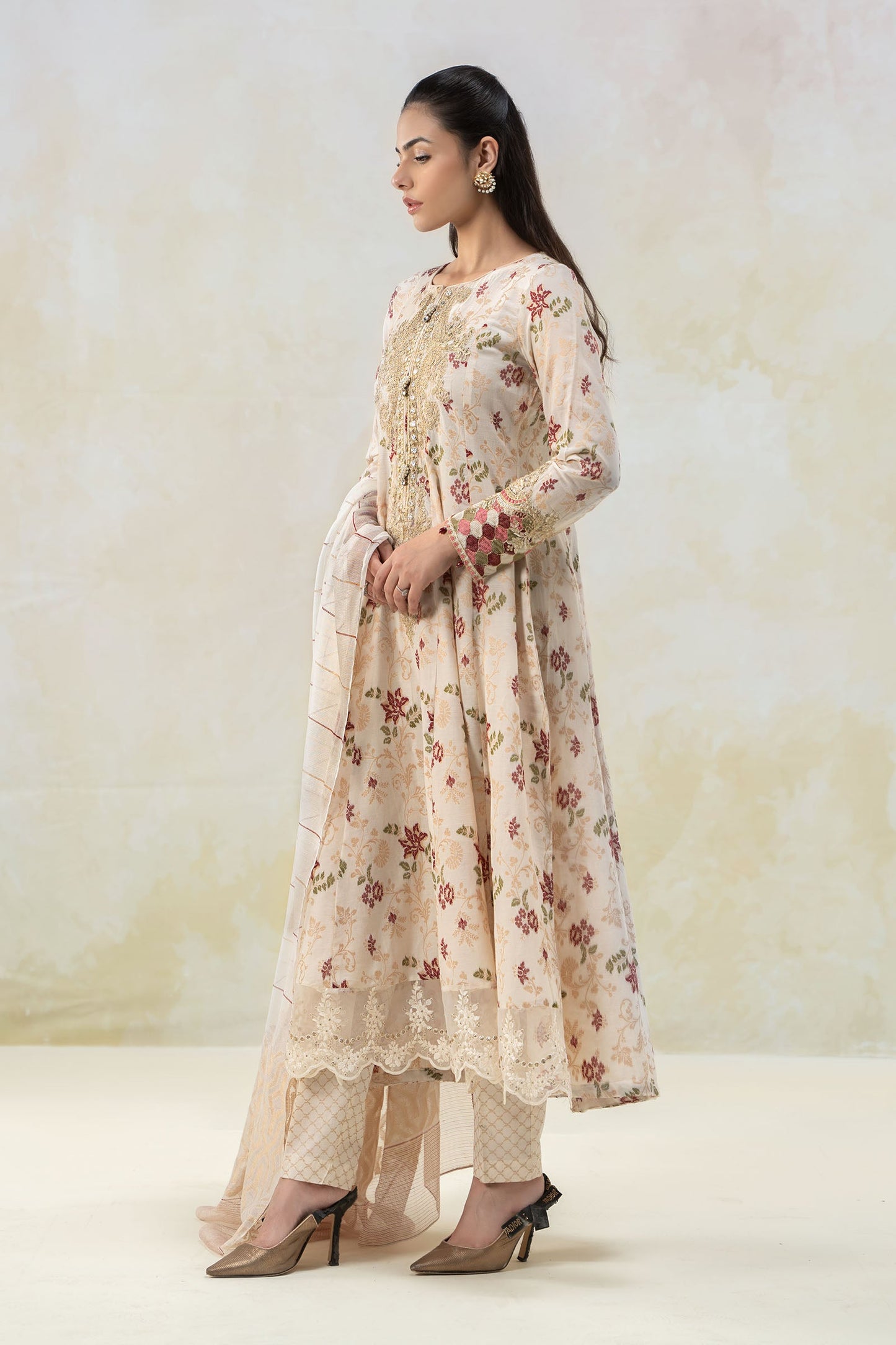 Maira B | Ready to Wear | DW-EF22-23R1 by Maria Faisal - Registered Vendor of : Maria B - type : Wedding Dress - 100% original wedding dresses