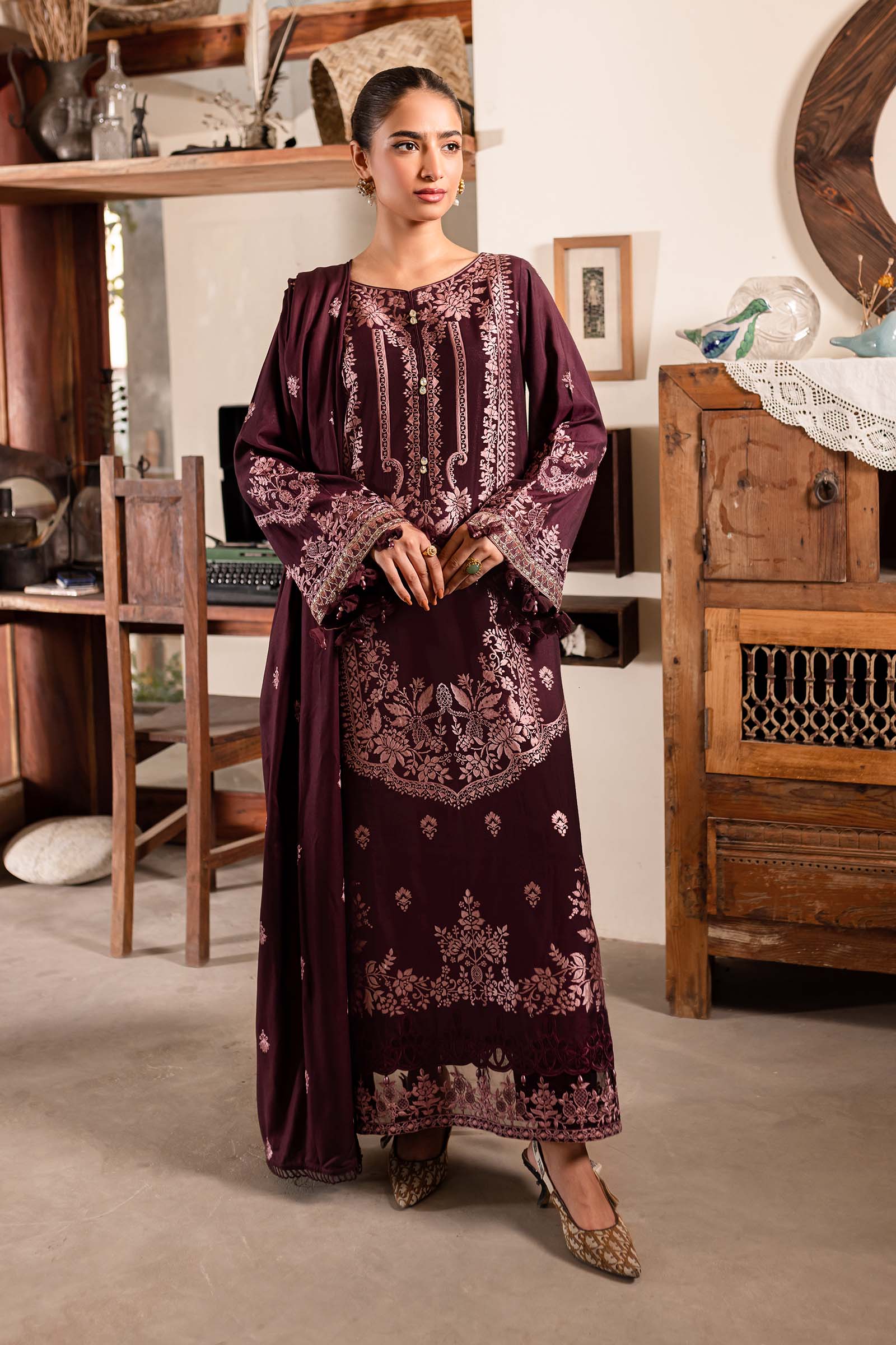 Maira B | Ready to Wear | DW-W24-21 by Maria Faisal - Registered Vendor of : Maria B - type : Wedding Dress - 100% original wedding dresses