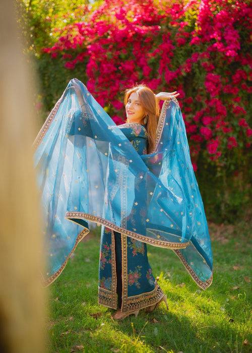 Meeral | Wedding Formals | Fidos by Maria Faisal - Registered Vendor of : Meeral - type : Ladies Clothes - 100% original wedding dresses