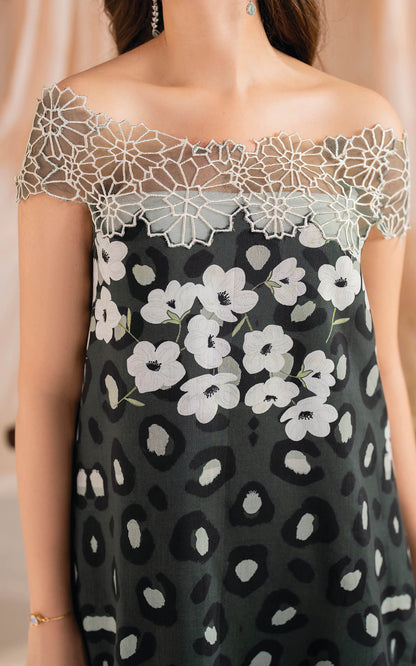 Asifa and Nabeel | Winter Meraki 24 | Dusk-MW-07 - Designer Dress with Intricate embroidery and embellishments. Shop elegent wedding dress at Maria Faisal.