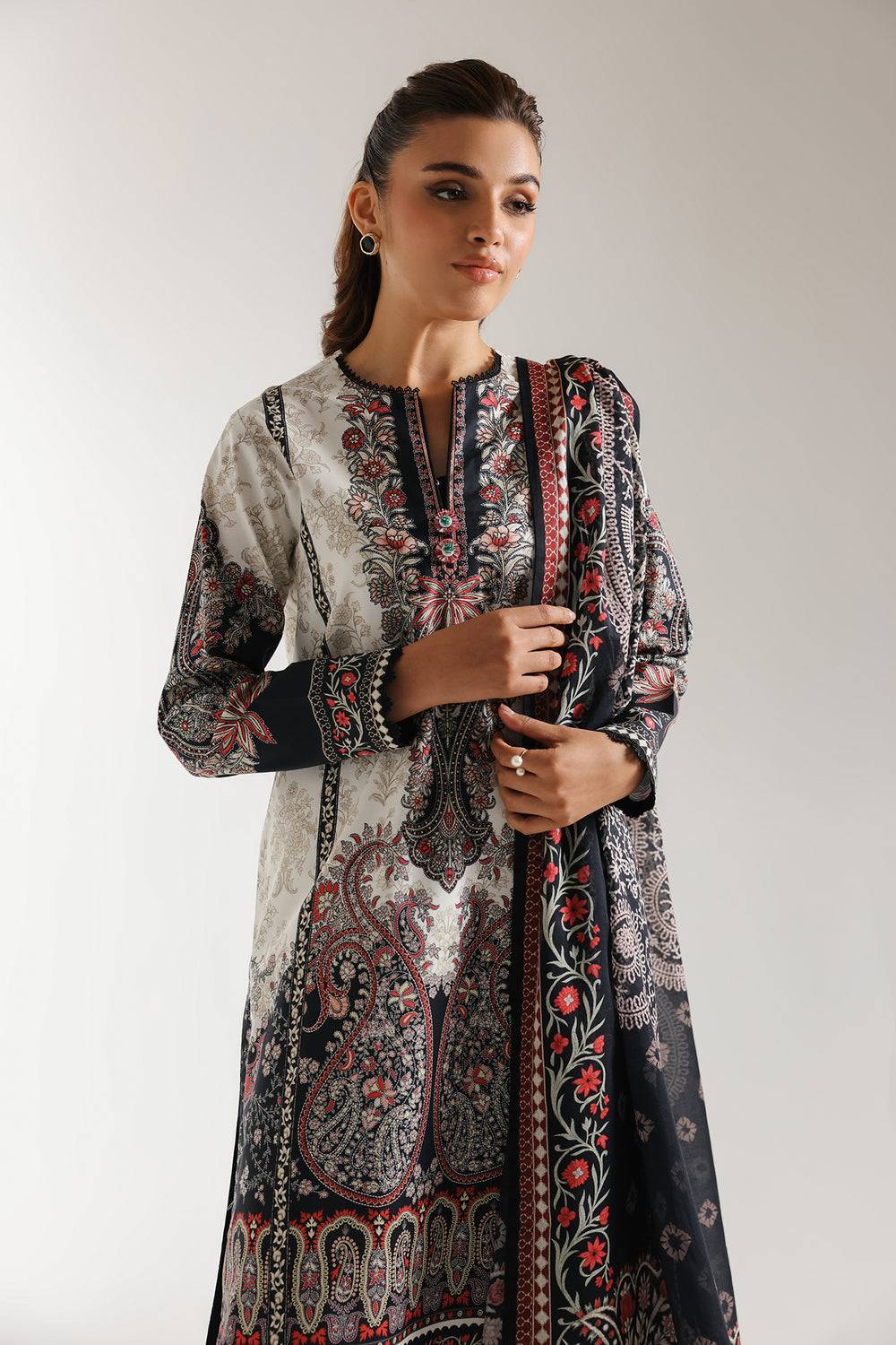 Ethnic | Spring Summer 25 | ES-08 by Maria Faisal - Registered Vendor of : Ethnic - type : Ladies Clothes - 100% original wedding dresses