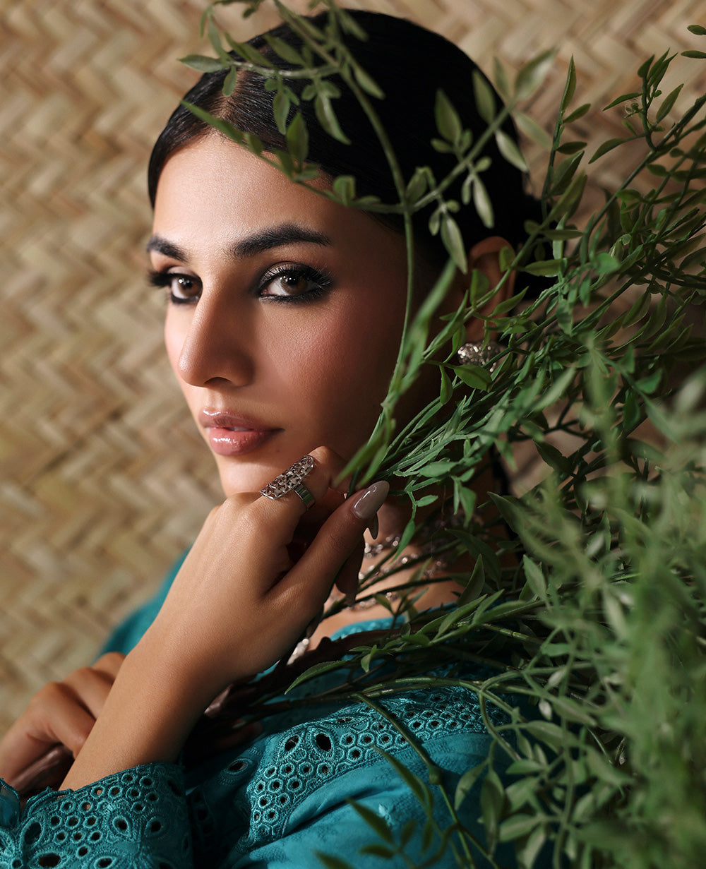 Republic Womenswear | Neoma Essential Basic Pret 26 |Alira - Casual Dress - available at Maria Faisal in UK and USA.