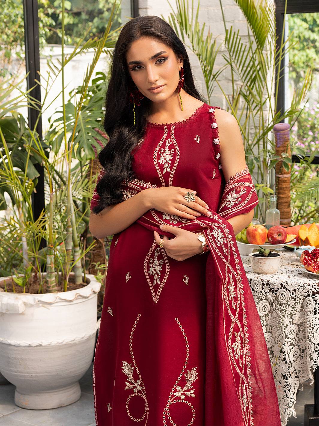 Izel | Meadow Muse Embroidered Lawn 25 | EVARA by Maria Faisal - Registered Vendor of : Izel - type : Ladies Clothes - 100% original wedding dresses