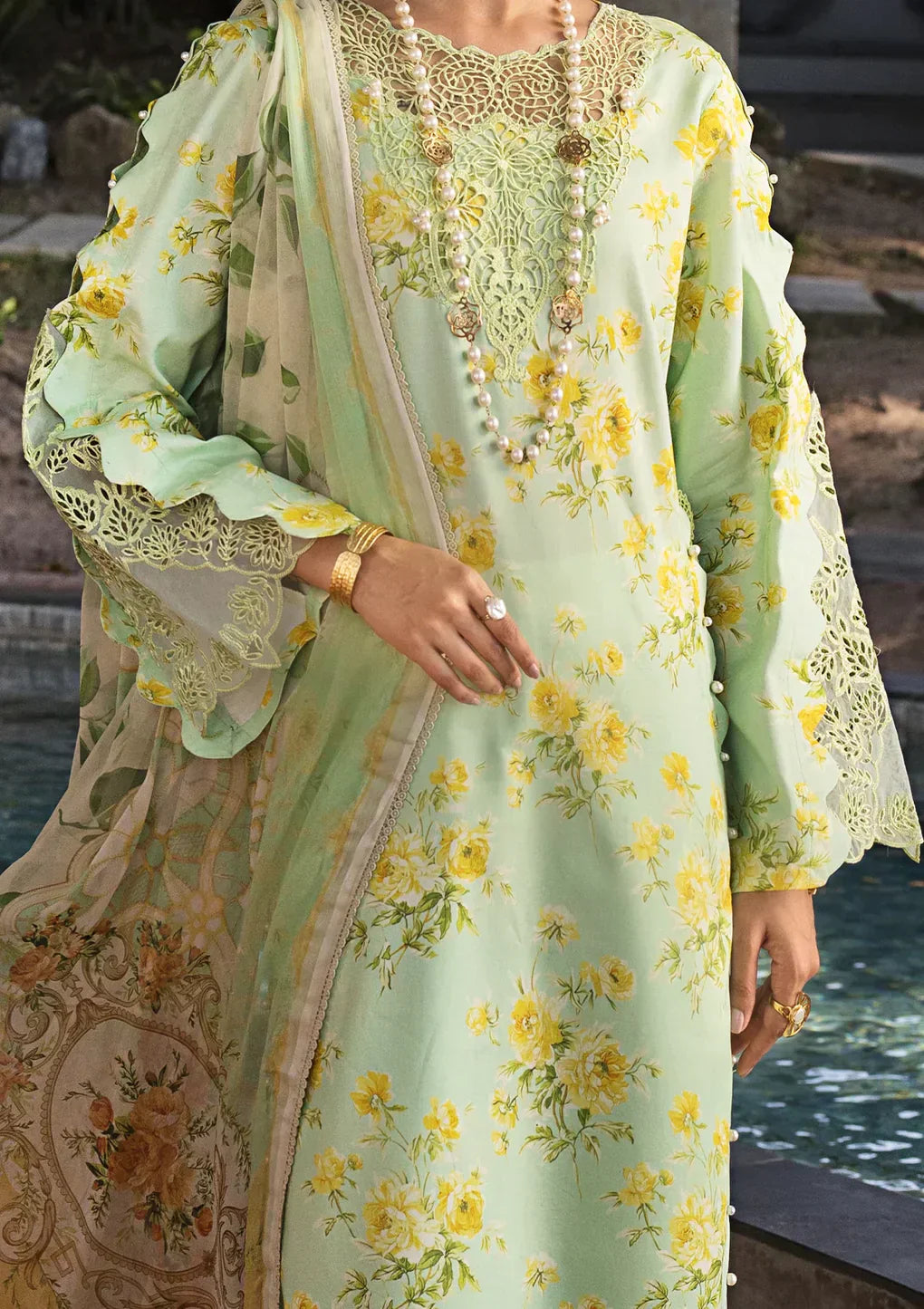 Elaf Premium | Signature Embroidered Lawn 24 | ESL-06B MAJESTIC NOVA - Ladies Clothes - Maria Faisal