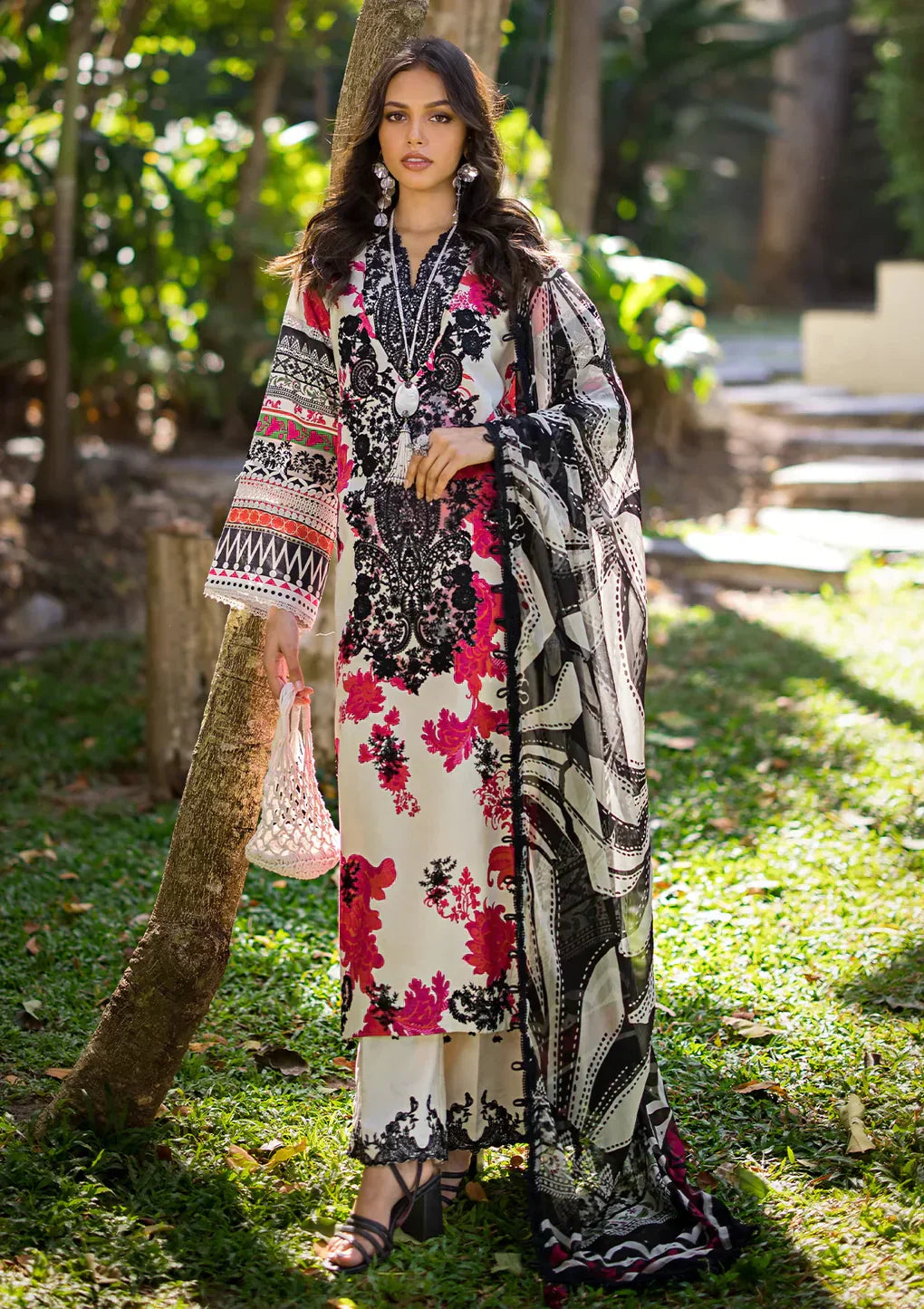 Elaf Premium | Signature Embroidered Lawn 24 | ESL-01B CLAUDIA - Ladies Clothes - Maria Faisal