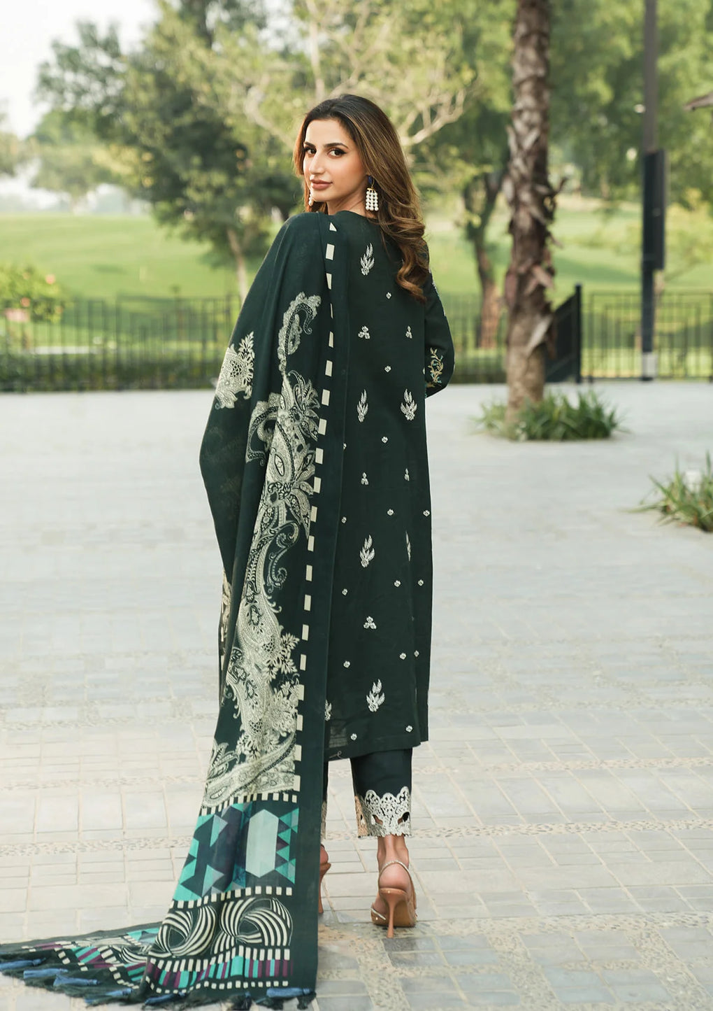 Elaf Premium | Winter Pashmina Shawl Collection | EPW-2A Sweet Harmony - Designer Dress with Intricate embroidery and embellishments. Shop elegent wedding dress at Maria Faisal.