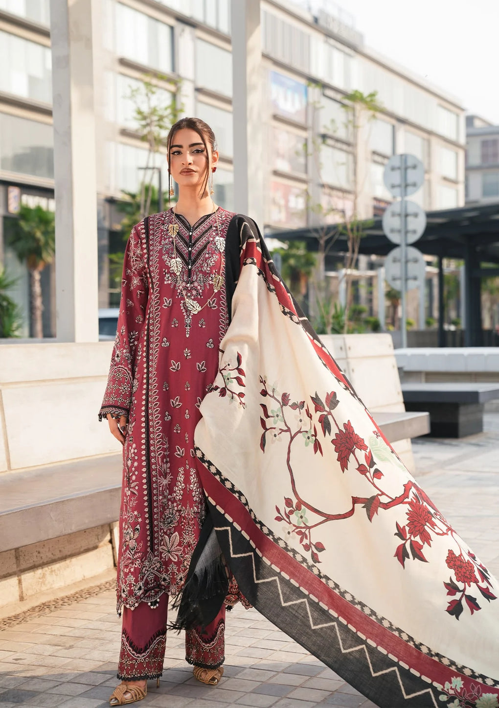 Elaf Premium | Winter Pashmina Shawl Collection | EPW-5A Sweetest Kiss - Designer Dress with Intricate embroidery and embellishments. Shop elegent wedding dress at Maria Faisal.