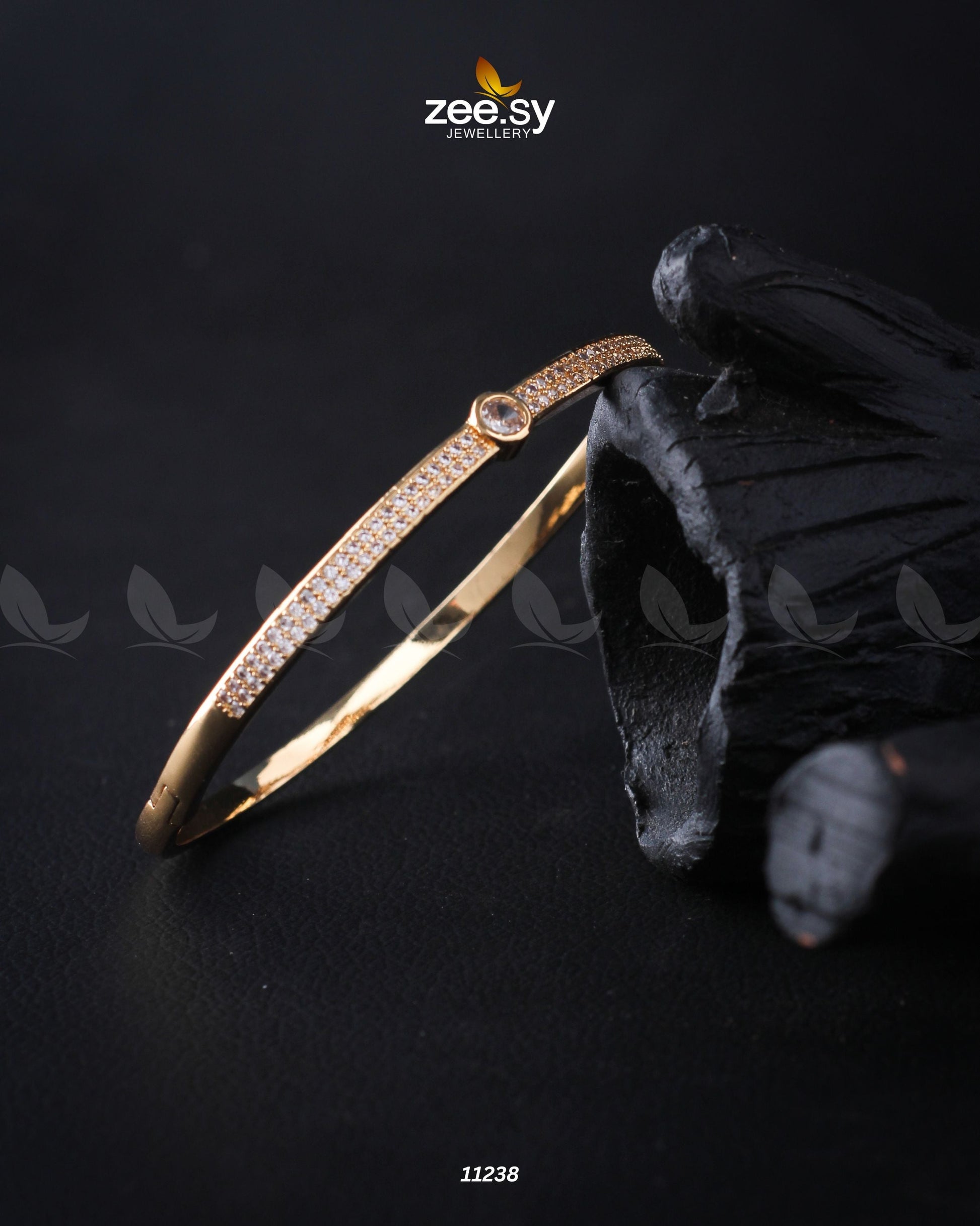 Meher's Bracelet - Bracelet 