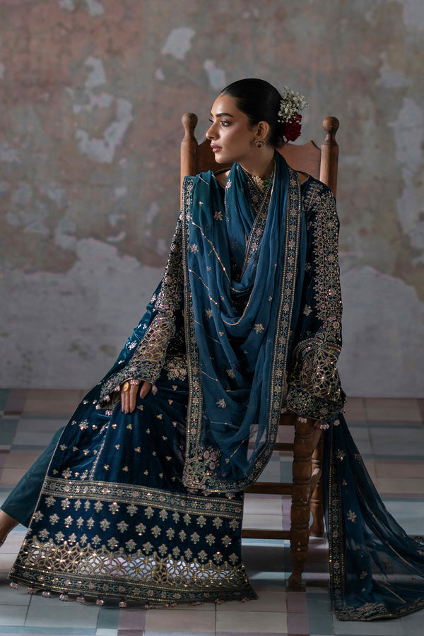 Emaan Adeel | Saanjh Velvet Collection 24 |  Meher - Ladies Clothes - Maria Faisal